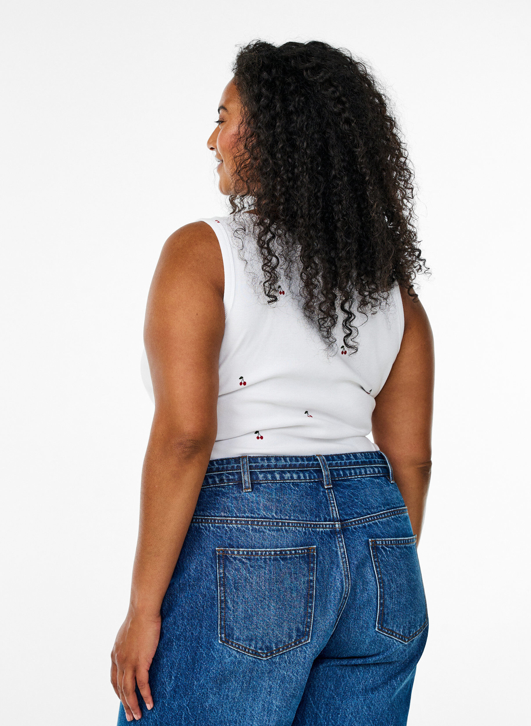 Zizzi T&aring;tsittande topp med motiv, Vit, Model image number 2