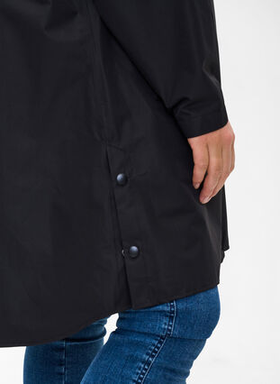 Regnjacka med fickor och huva, Black, Model image number 2