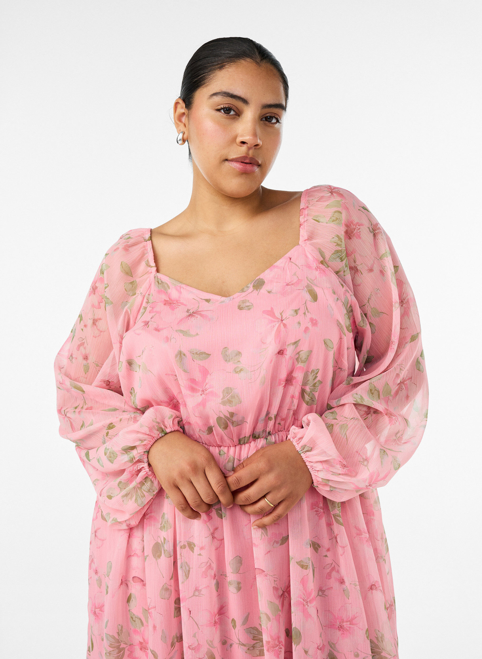 ZizziFestkl&auml;nning i chiffong med l&aring;nga &auml;rmar, Rosa, Model image number 2