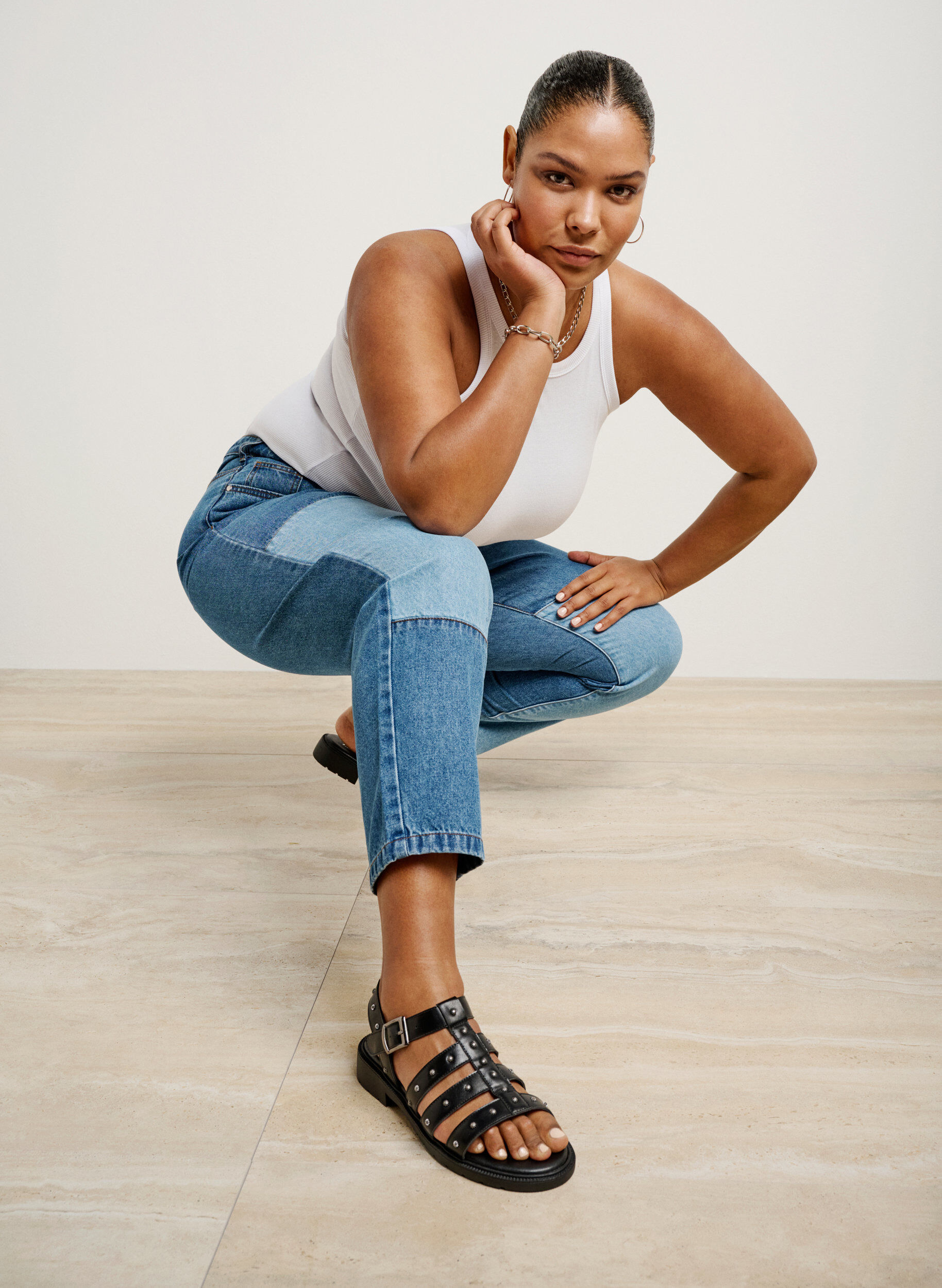 Zizzi Bred sandal med nitar, Svart, Image image number 0