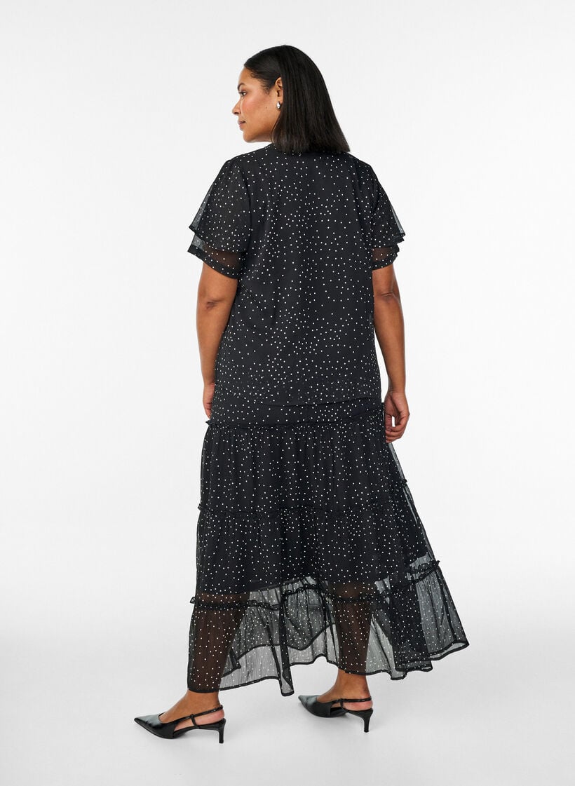 L&aring;ng a-linjeformad kjol i chiffong med prickar, Svart, Model image number 1