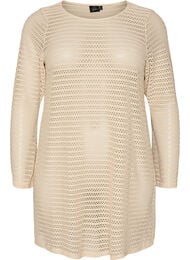 Strandkl&auml;nning med h&aring;lbroderi och l&aring;nga &auml;rmar, Beige