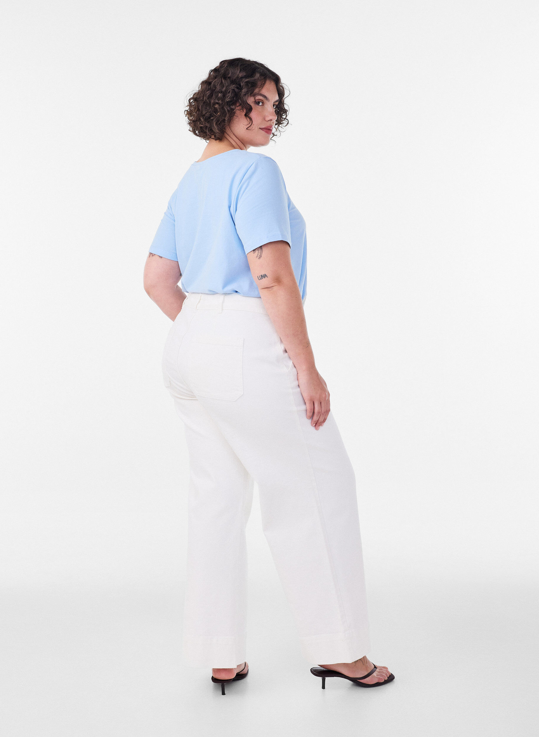 ZizziEnf&auml;rgad t-shirt i bomull, Bl&aring;, Model image number 2