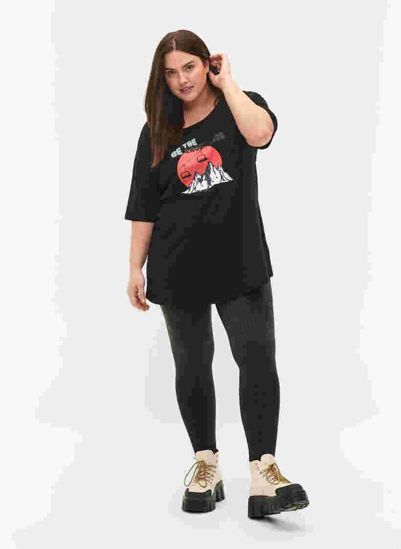 T-shirt i bomull med tryck, Black/Dubarry, Model image number 2