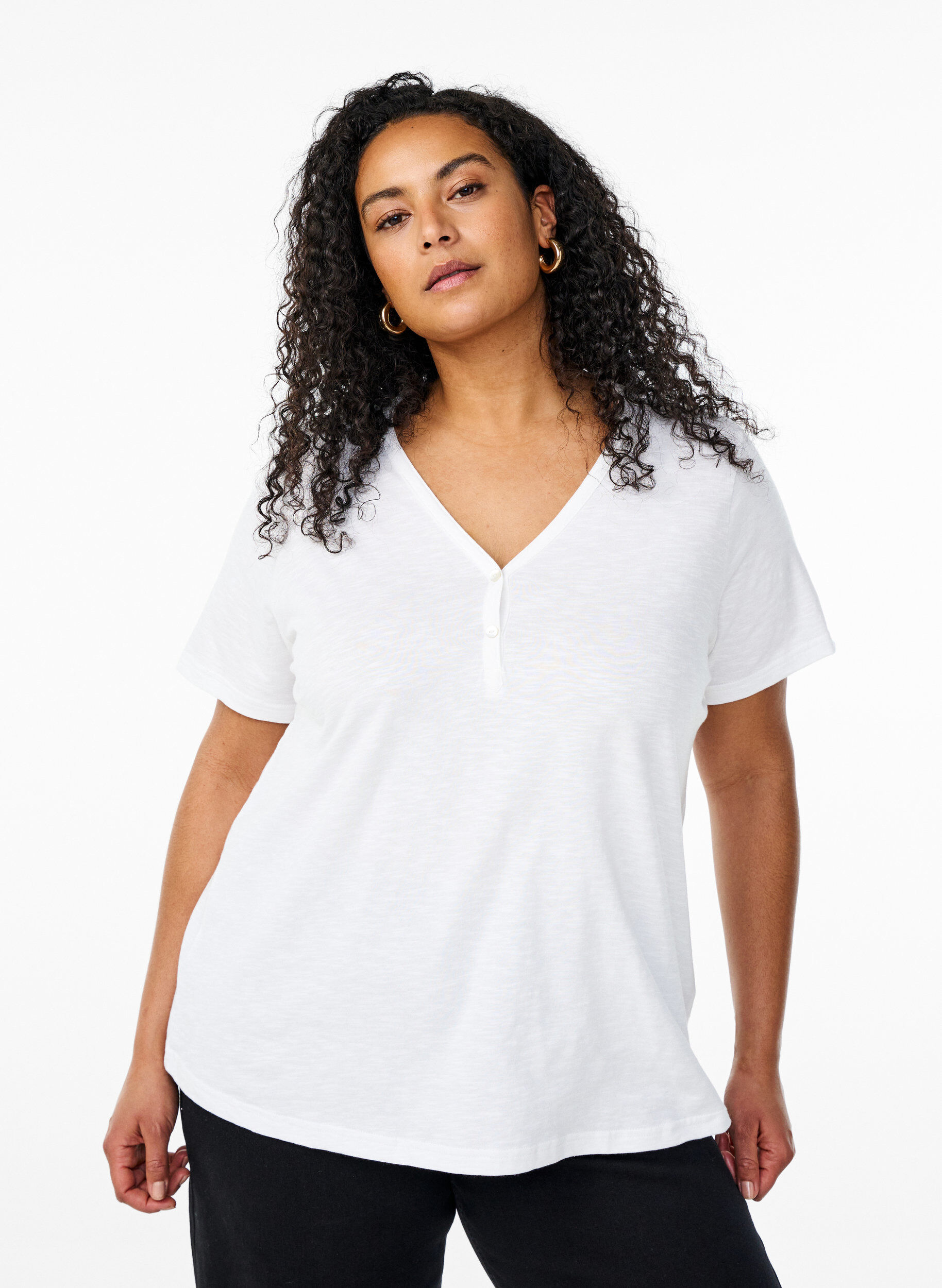 T-shirt med knappdetalj, Vit, Model