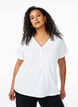 T-shirt med knappdetalj, Vit, Model image number 0