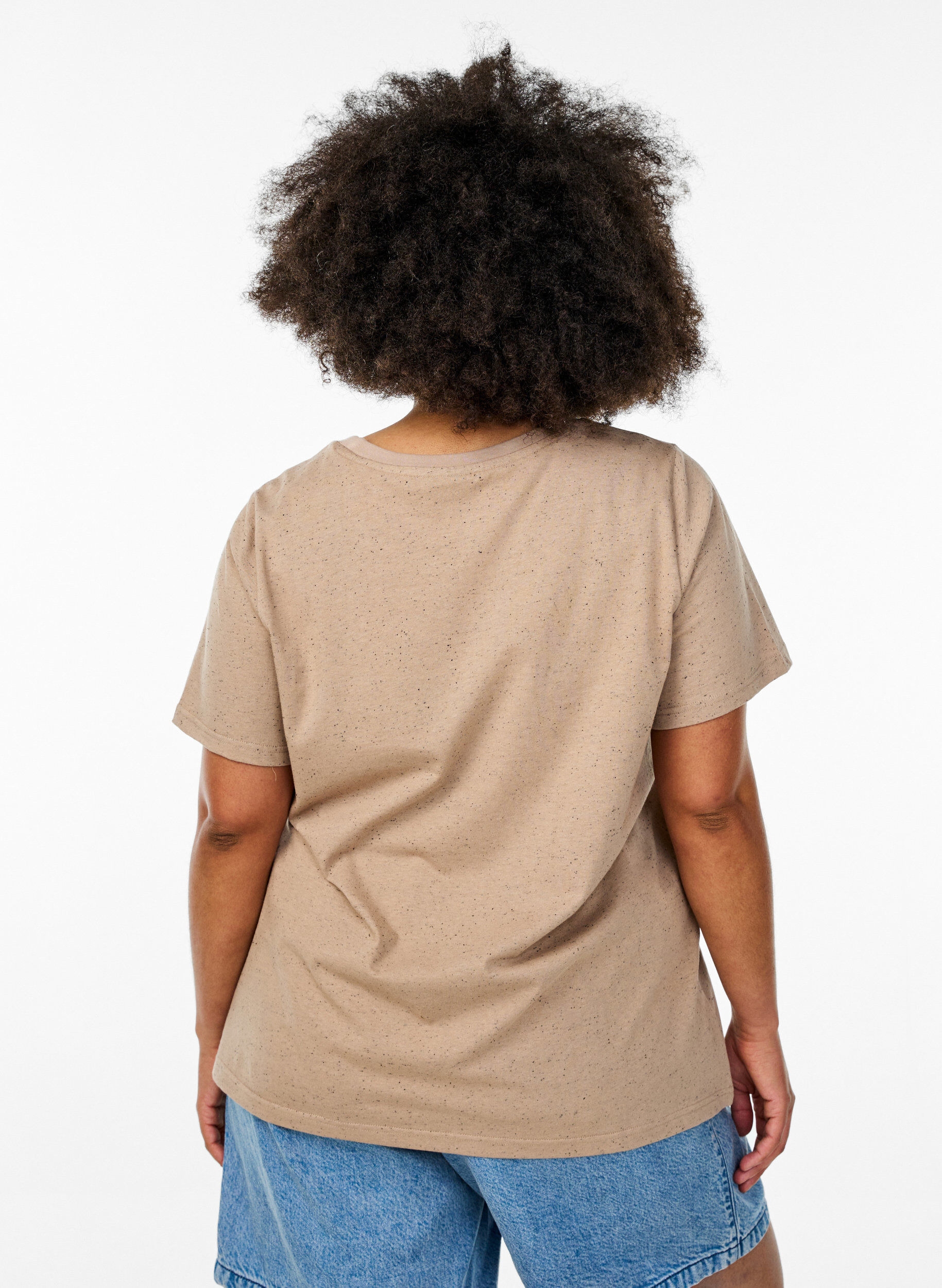 Zizzi T-shirt i bomull med rund halsringning, Beige, Model image number 2