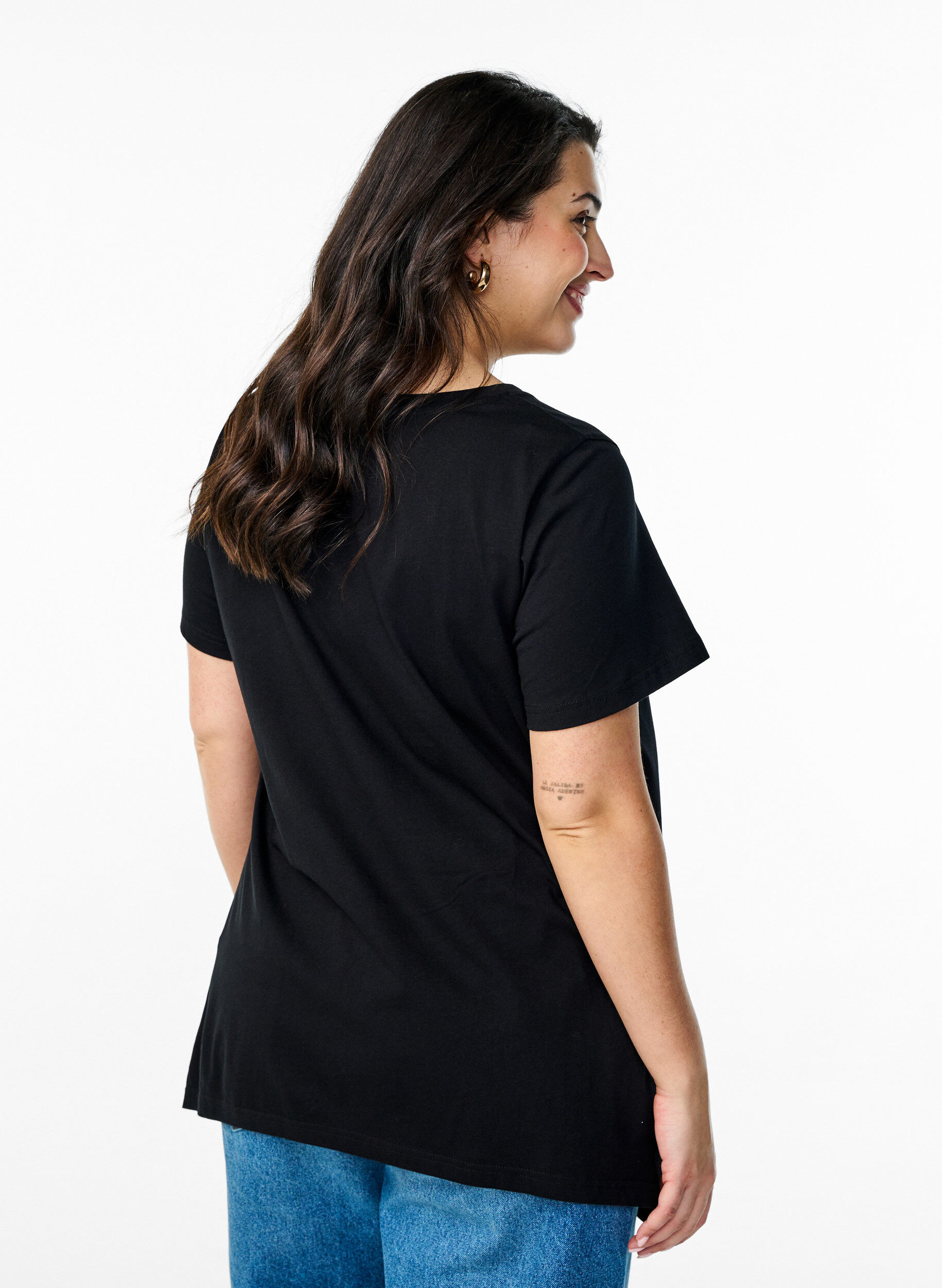 Zizzi T-shirt med rund hals och A-linjeform, Svart, Model image number 2