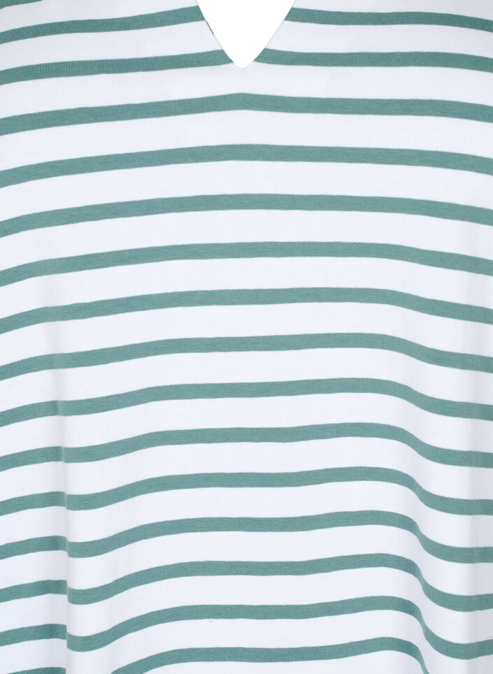 Bomulls t-shirt med ränder och v-ringning, B.White/SeaP.Stripes, Packshot image number 2