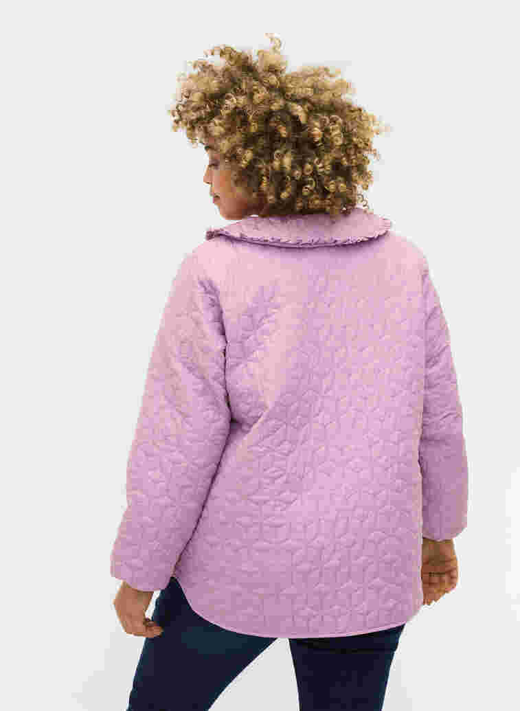 Quiltad jacka med krage och volangkant, Lavender Mist, Model image number 1