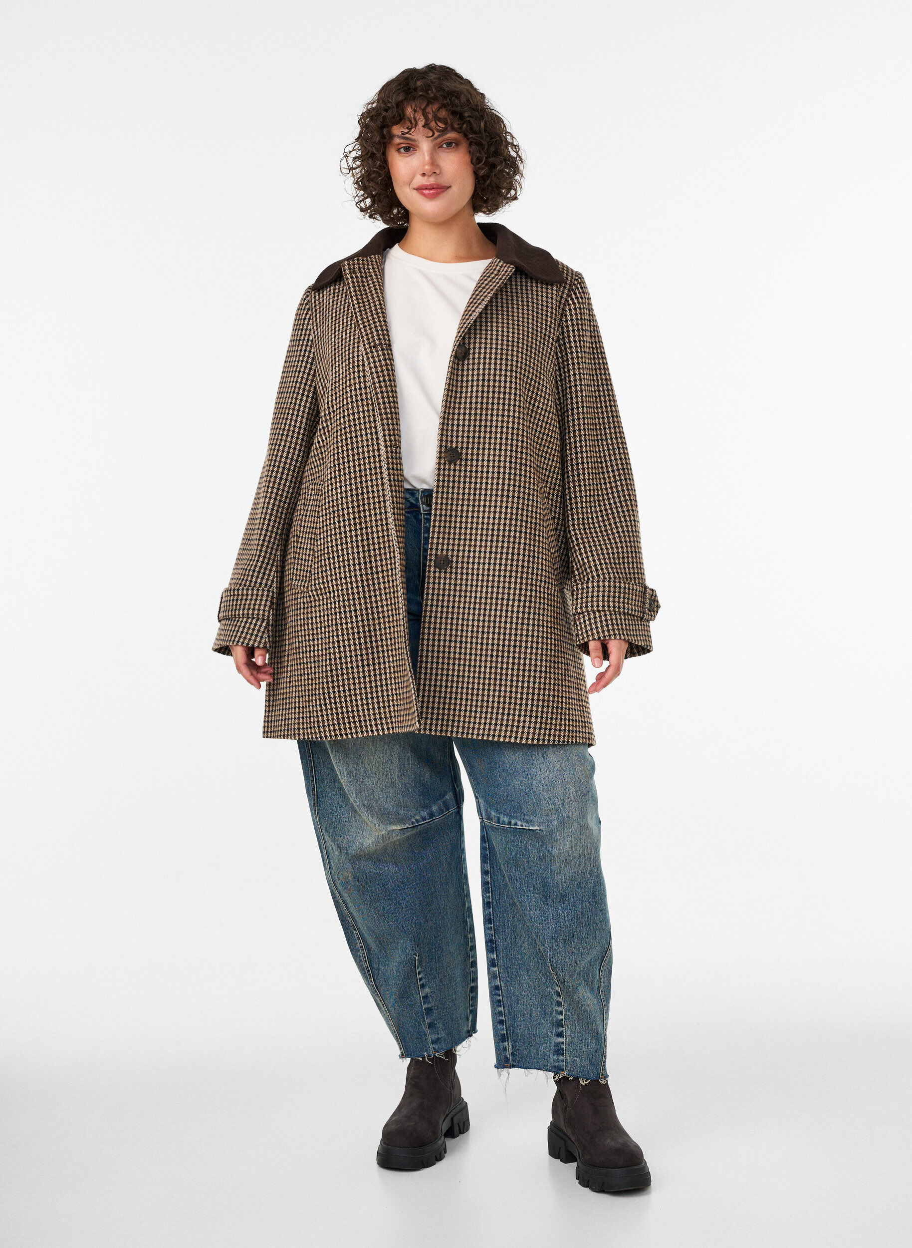 ZizziRutig kappa med manchesterkrage, Brun, Model image number 1
