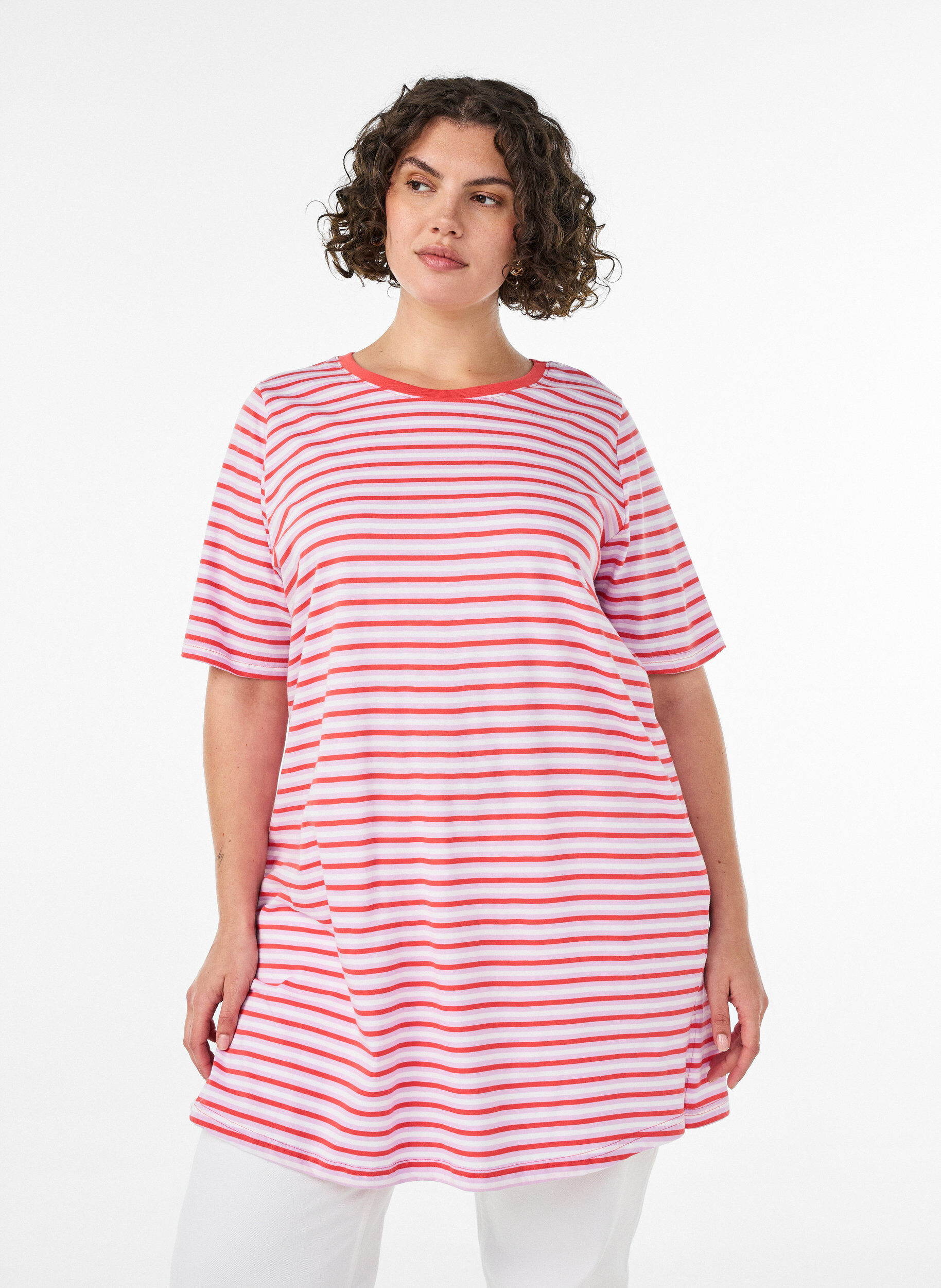 ZizziL&aring;ng oversized randig t-shirt i ekologisk bomull, Lila, Model image number 0