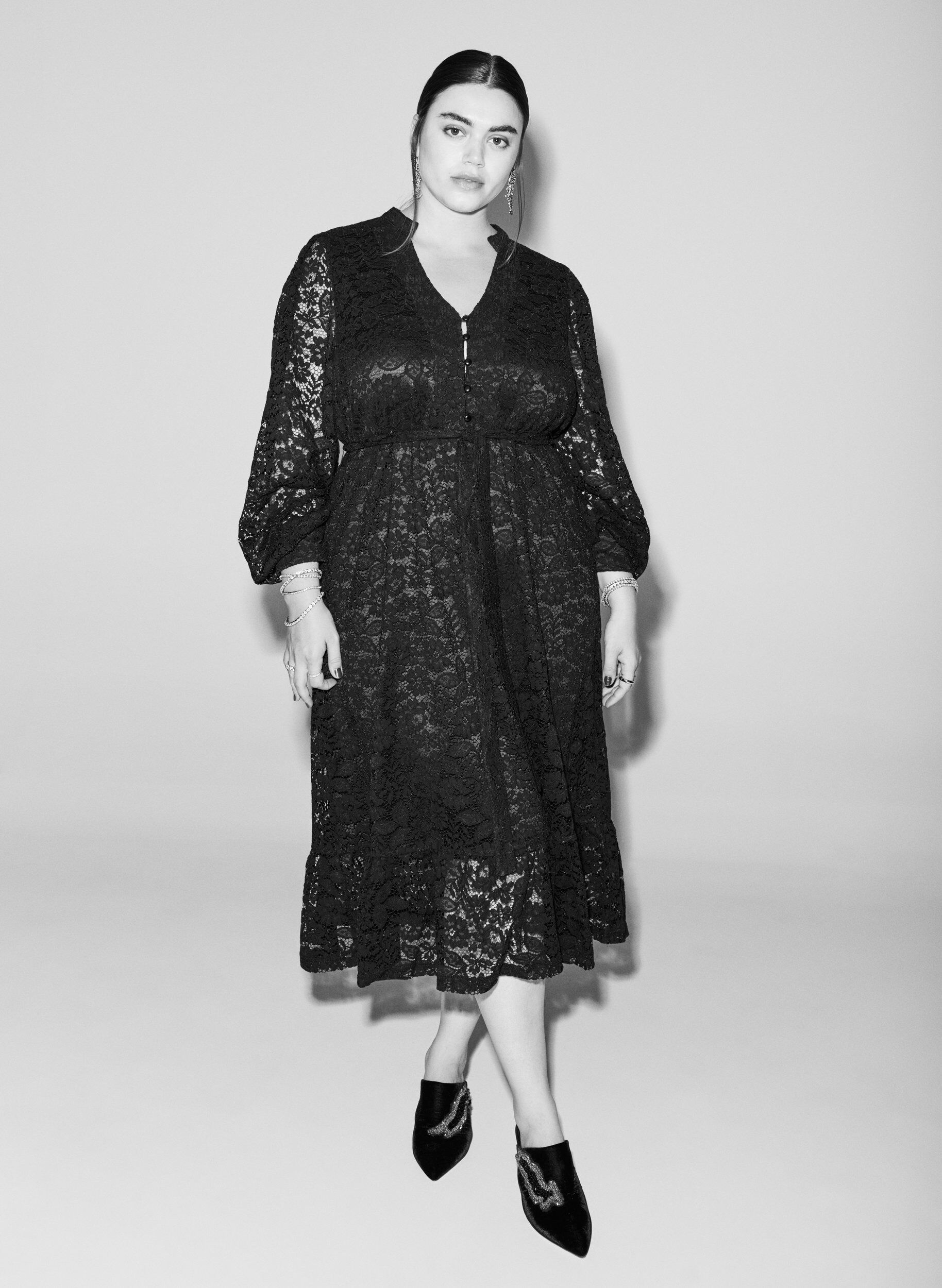 Blåa spetsklänningar