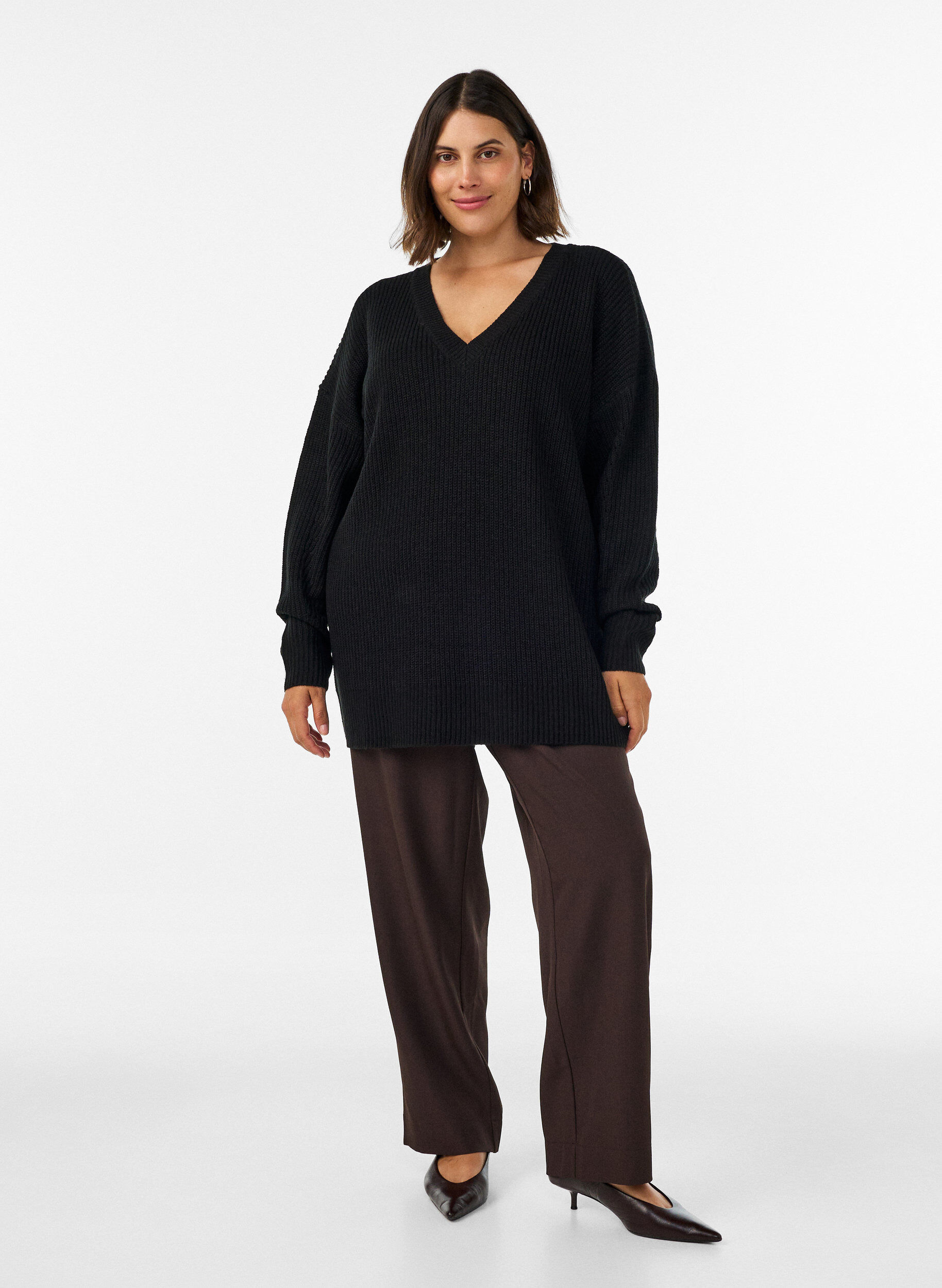 ZizziL&aring;ng ribbstickad blus med V-ringning, Svart, Model image number 1