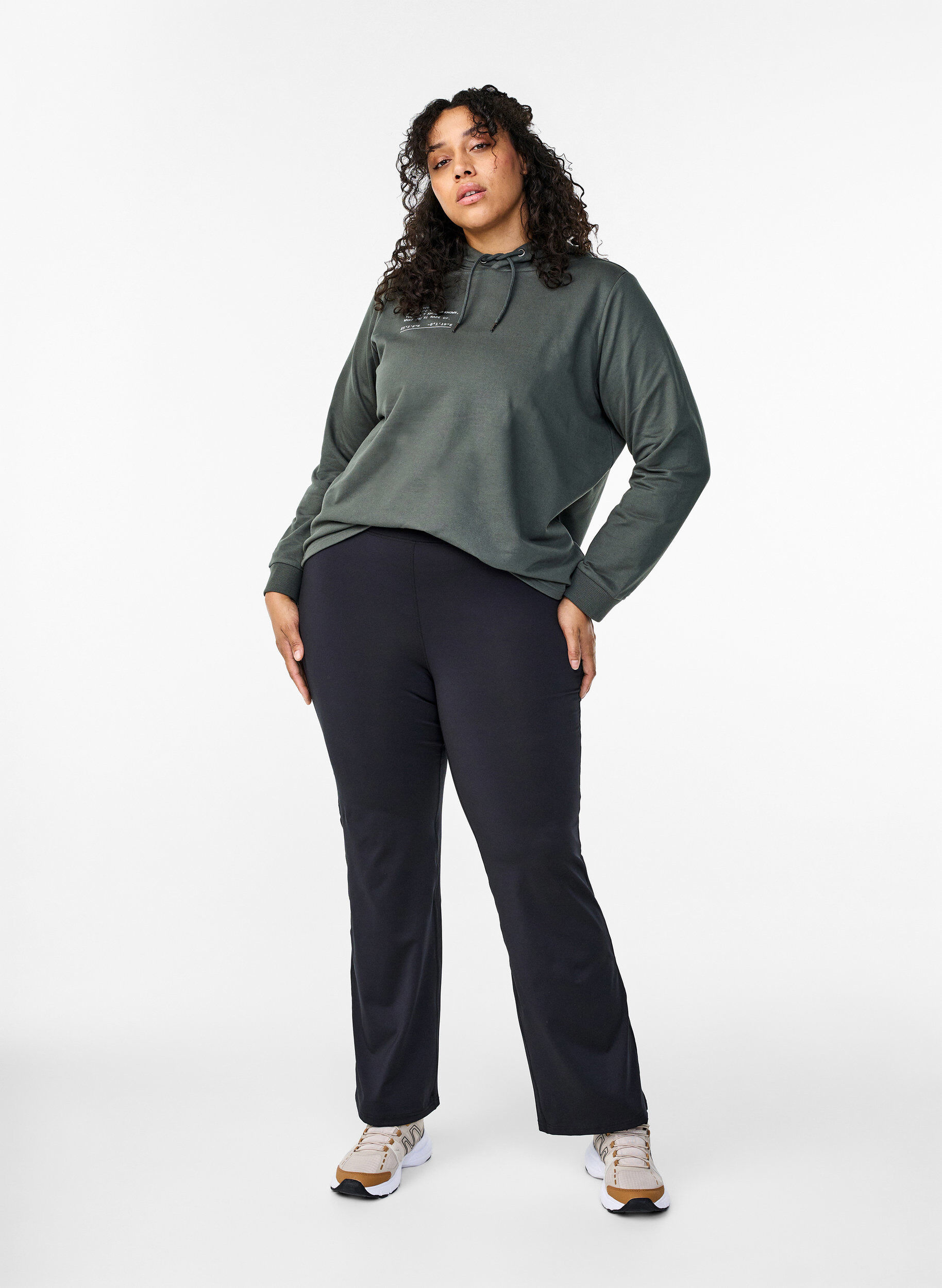 Zizzi Huvtr&ouml;ja med texttryck, Urban Chic, Model image number 2