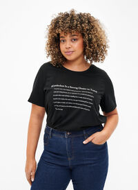 T-shirt från FLASH med tryck, Black Wanderlust, Model