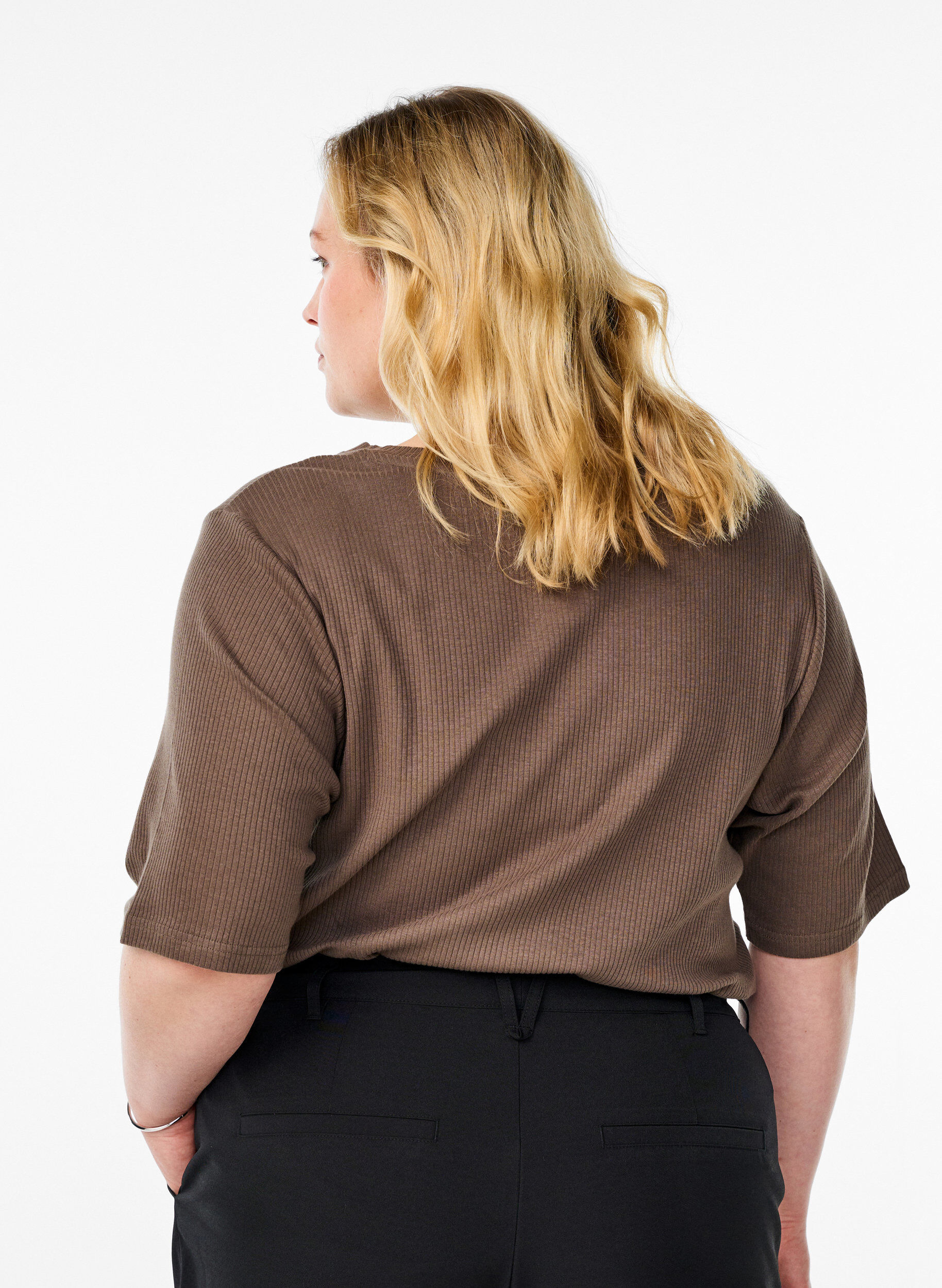 ZizziBlus i ribbad jersey med korta &auml;rmar, Brun, Model image number 2