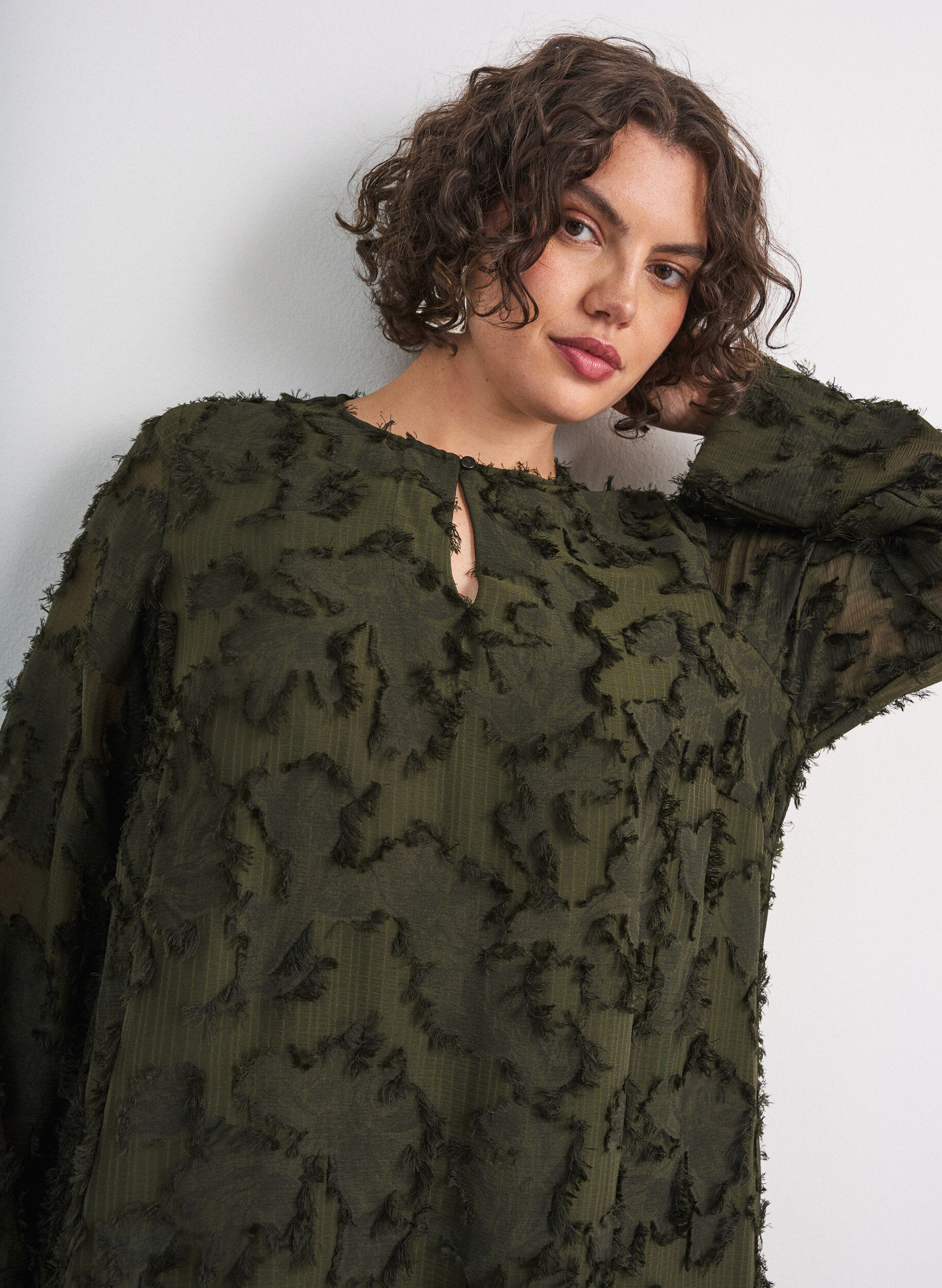 ZizziKl&auml;nning med franstr&aring;dar och textur, Gr&ouml;n, Model image number 3