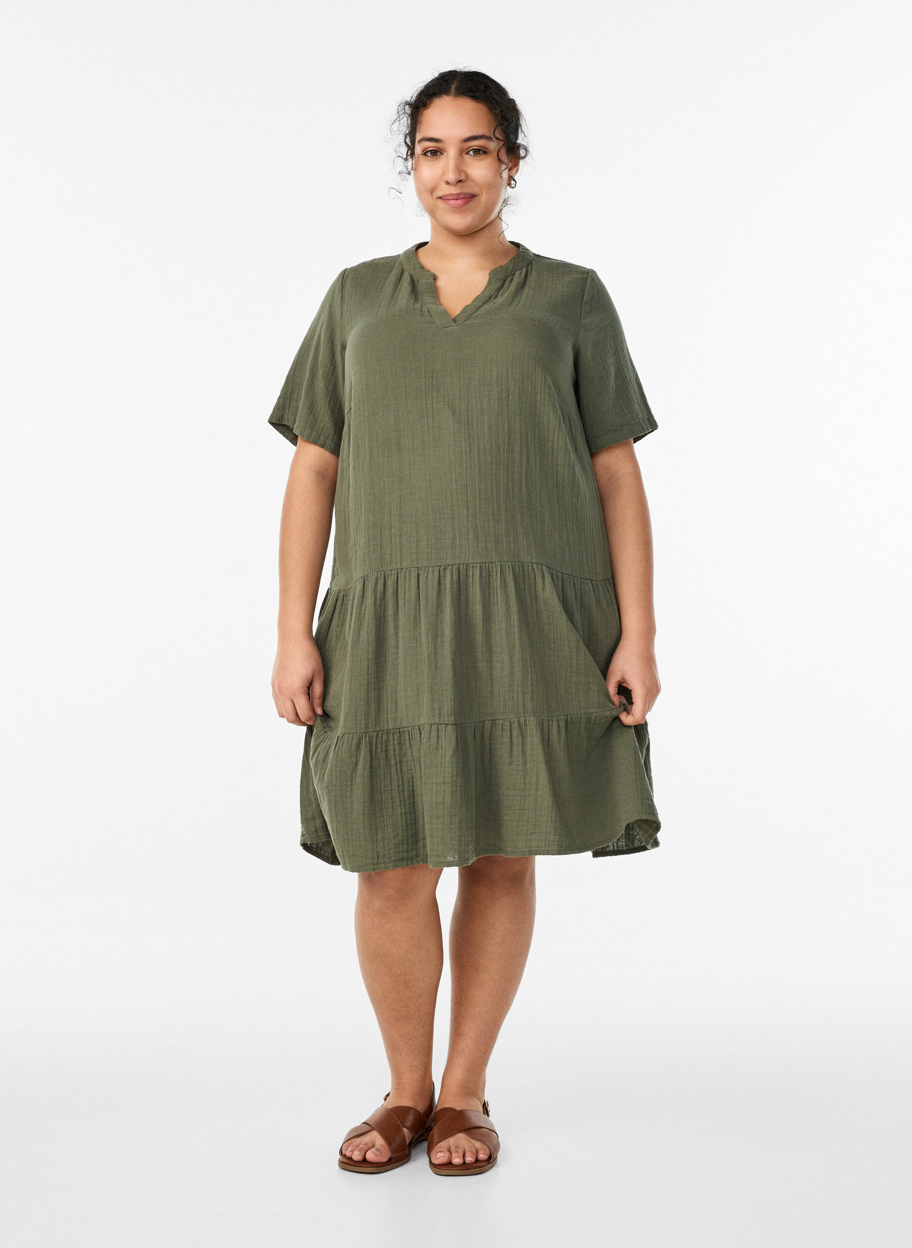 ZizziKort a-linjeformad kl&auml;nning i bomullsmuslin, Gr&ouml;n, Model image number 1