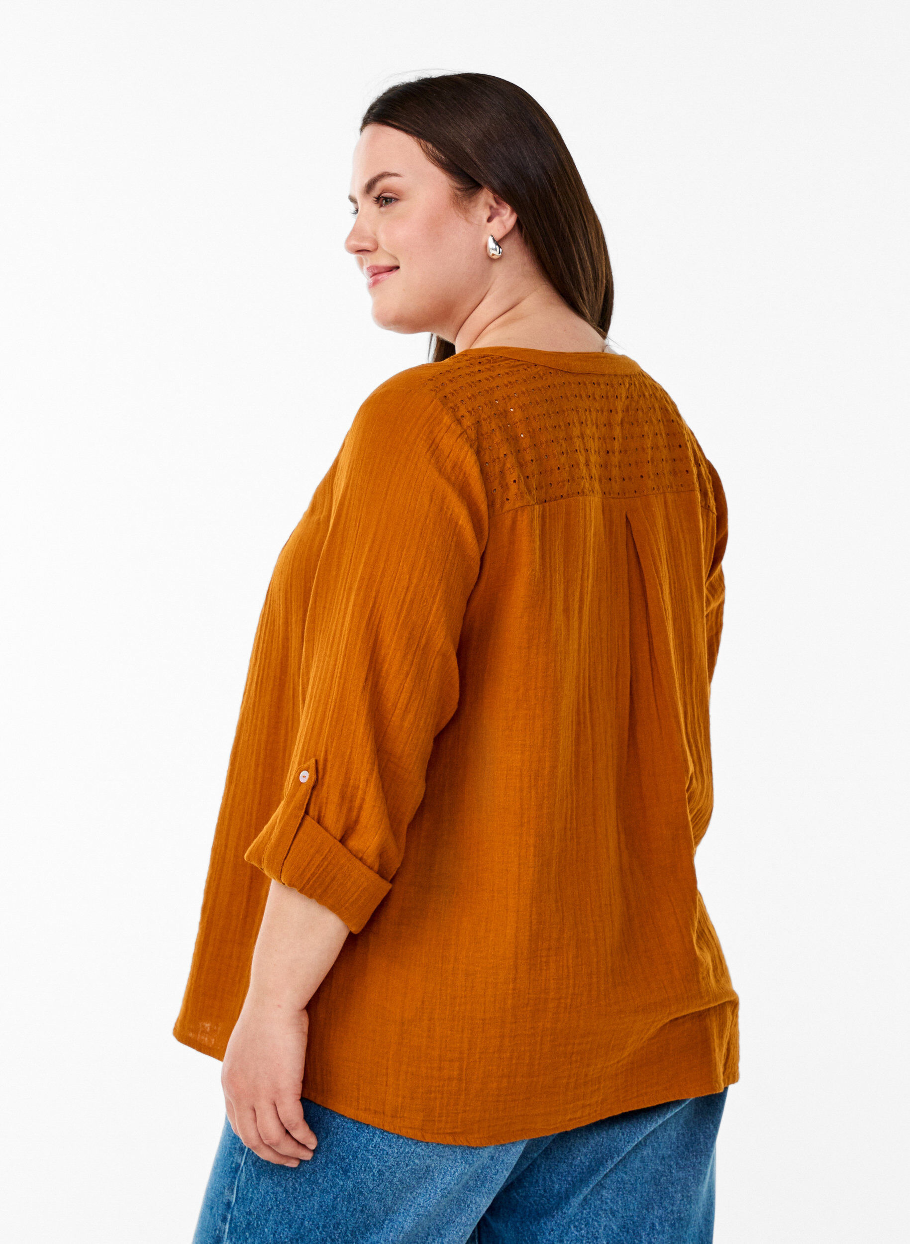 ZizziBlus i bomullsmuslin med broderie anglaise, Orange, Model image number 2