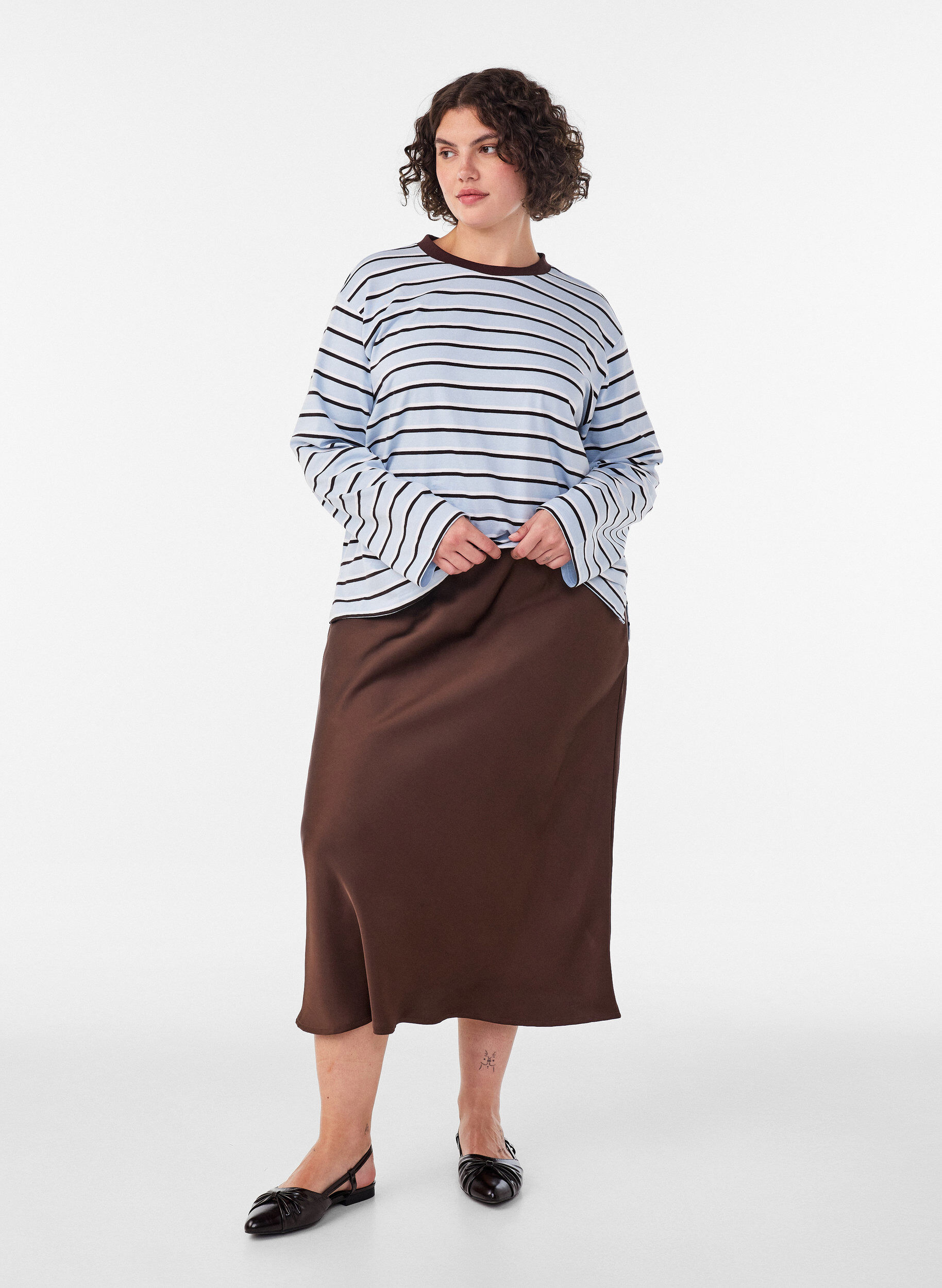 ZizziMidikjol i satin, Brun, Model image number 0