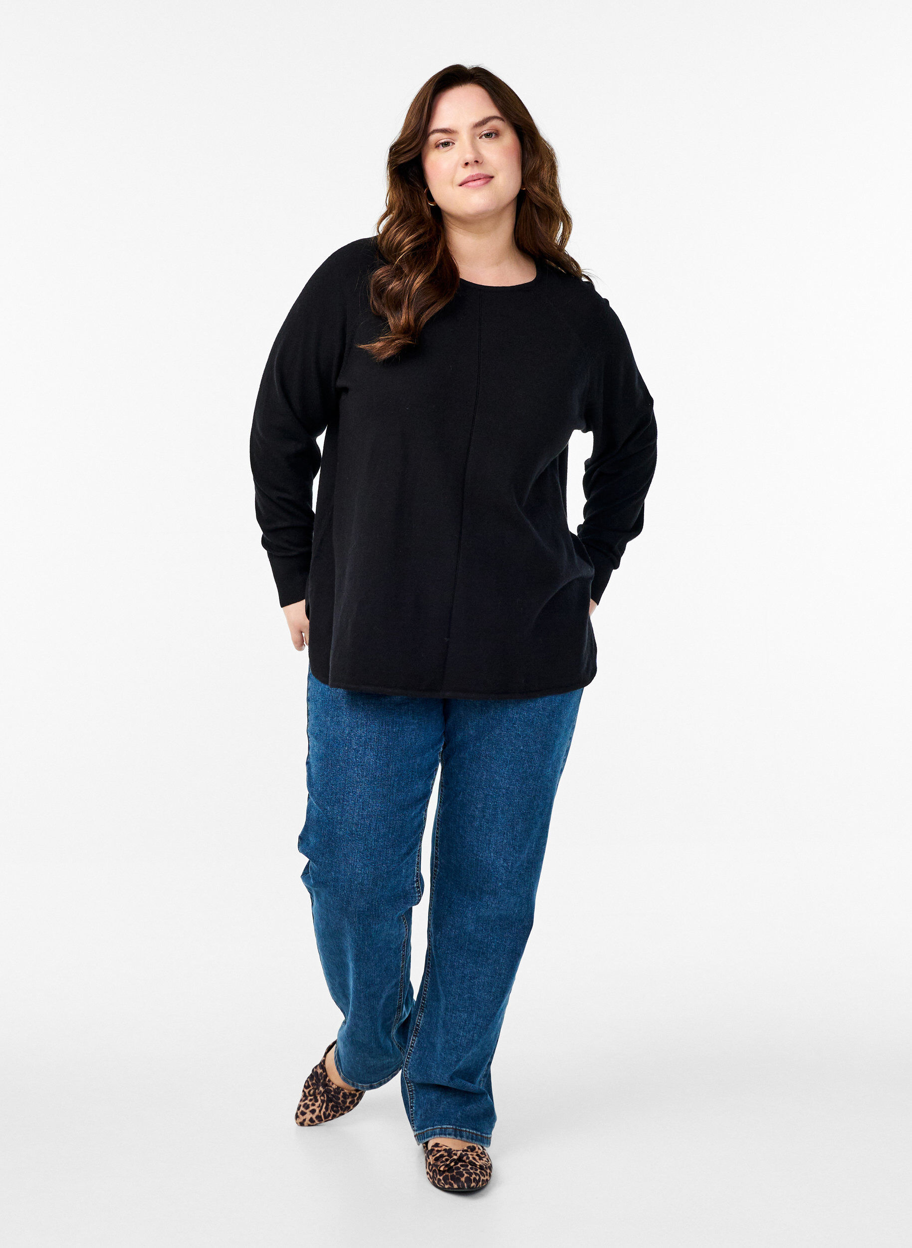 ZizziStickad blus med rund halsringning och stickat m&ouml;nster, Svart, Model image number 1
