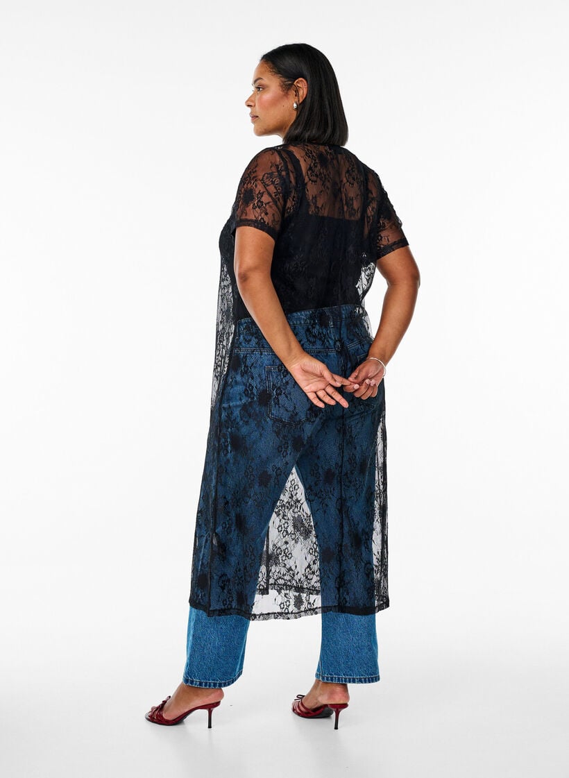 Spetsklänning i midilängd med a-linjeformad siluett, Black, Model image number 1