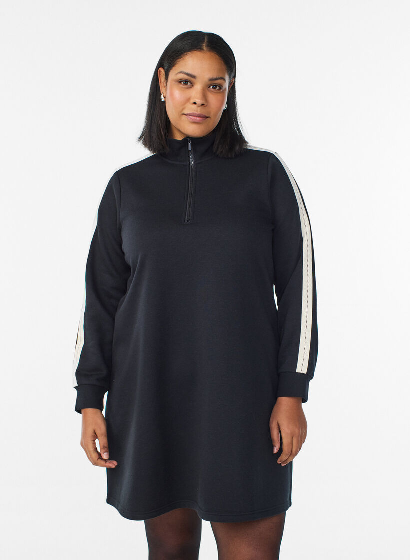 Kort sweatshirtkl&auml;nning med h&ouml;g hals, Svart, Model image number 0