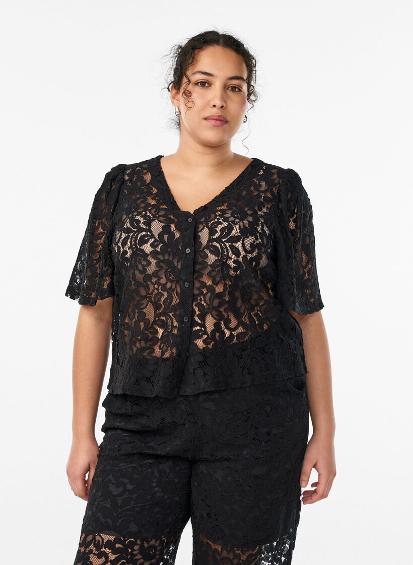 Kort&auml;rmad blus i spets med v-ringning, Svart, Model image number 0