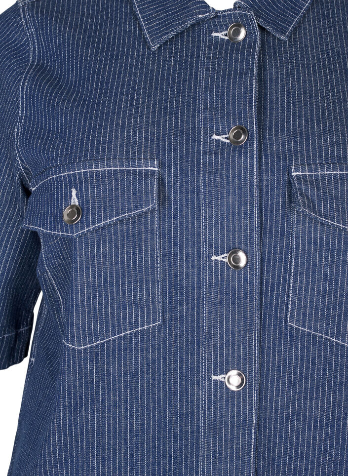 Kritstrecksrandig denimklänning med bröstfickor, Blue Denim Stripe, Packshot image number 2