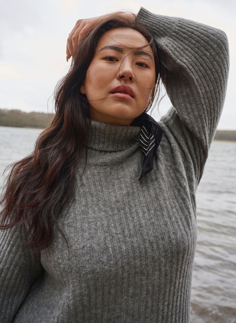 Stickad långklänning med polokrage, Medium Grey Mel., Image image number 1