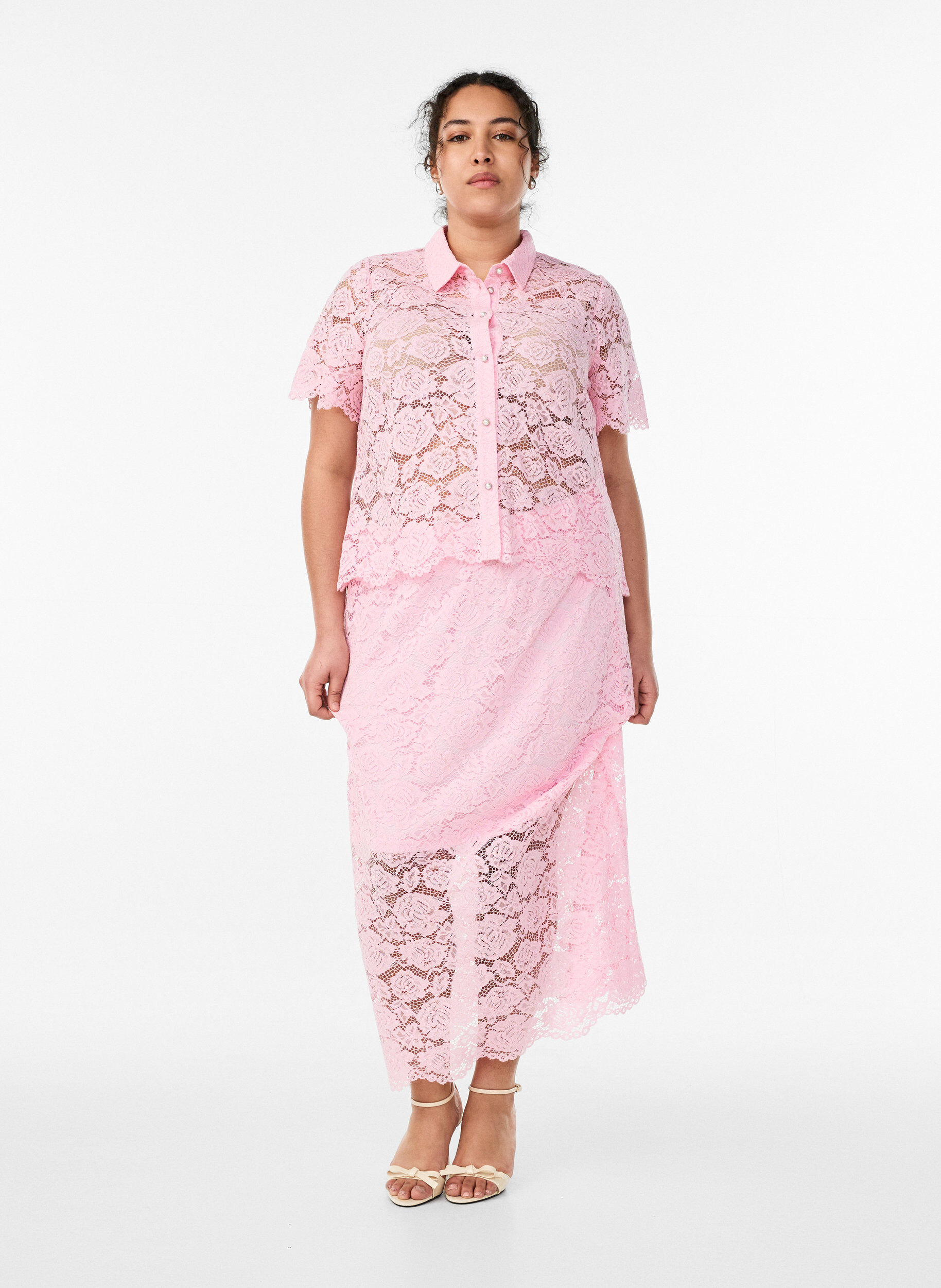 Zizzi Spetsskjortsblus med p&auml;rlknappar, Rosa, Model image number 1