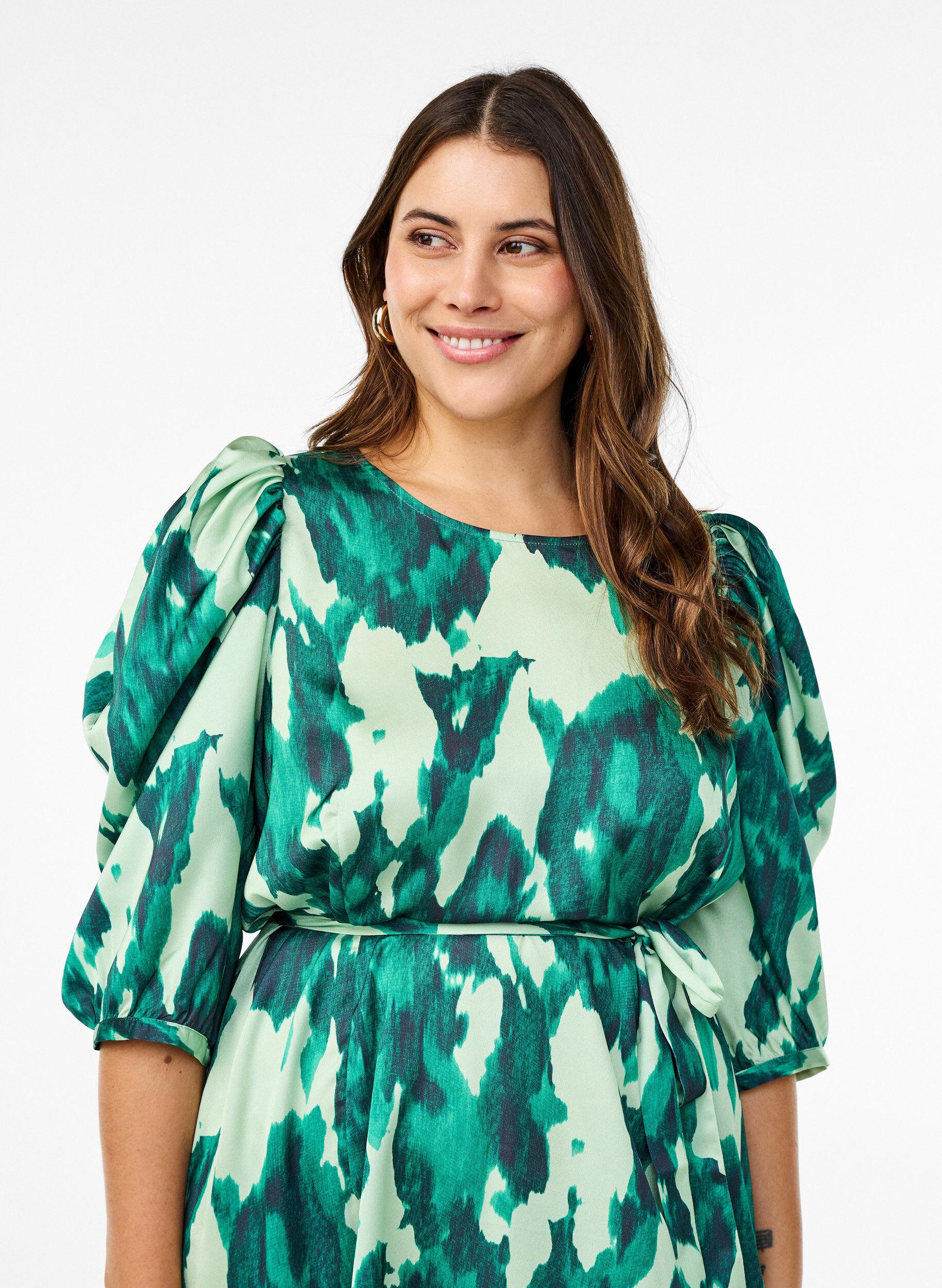 Zizzi Kort&auml;rmad festkl&auml;nning med knytsk&auml;rp, Gr&ouml;n, Model image number 2