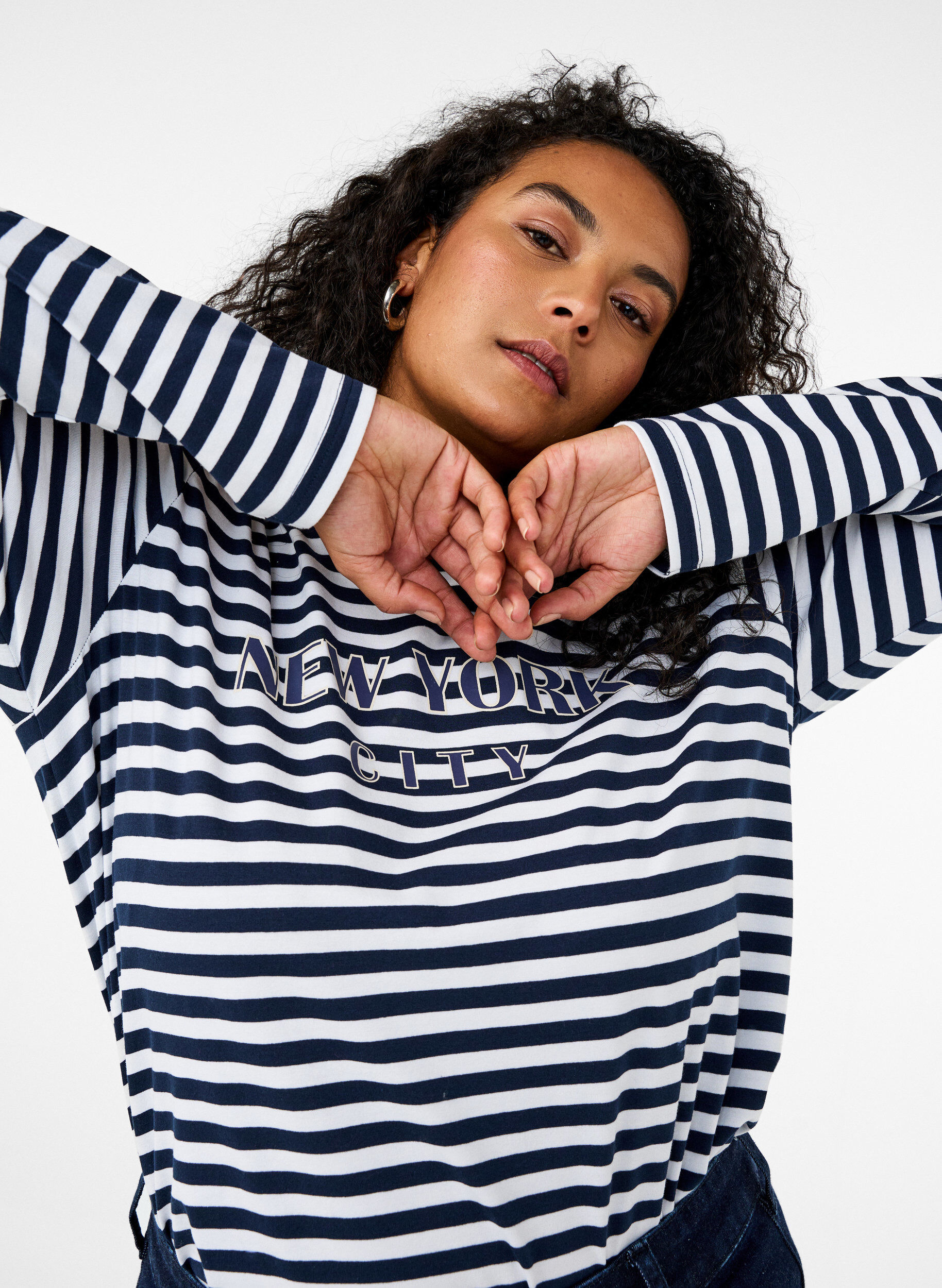 Zizzi Randig blus med motiv, White w.Navy Stripe, Image image number 0