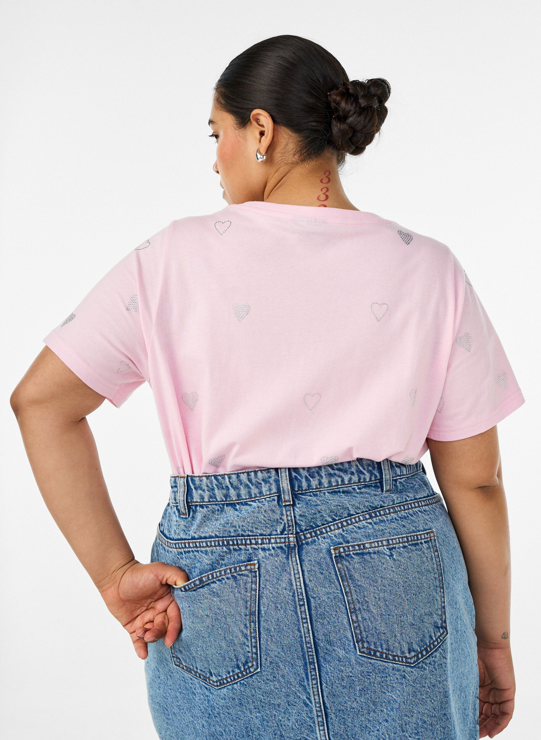 ZizziT-shirt i ekologisk bomull med hj&auml;rtan, Rosa, Model image number 2