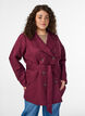 Kort trenchcoat med skärp, Mörk Bordeaux, Model image number 0