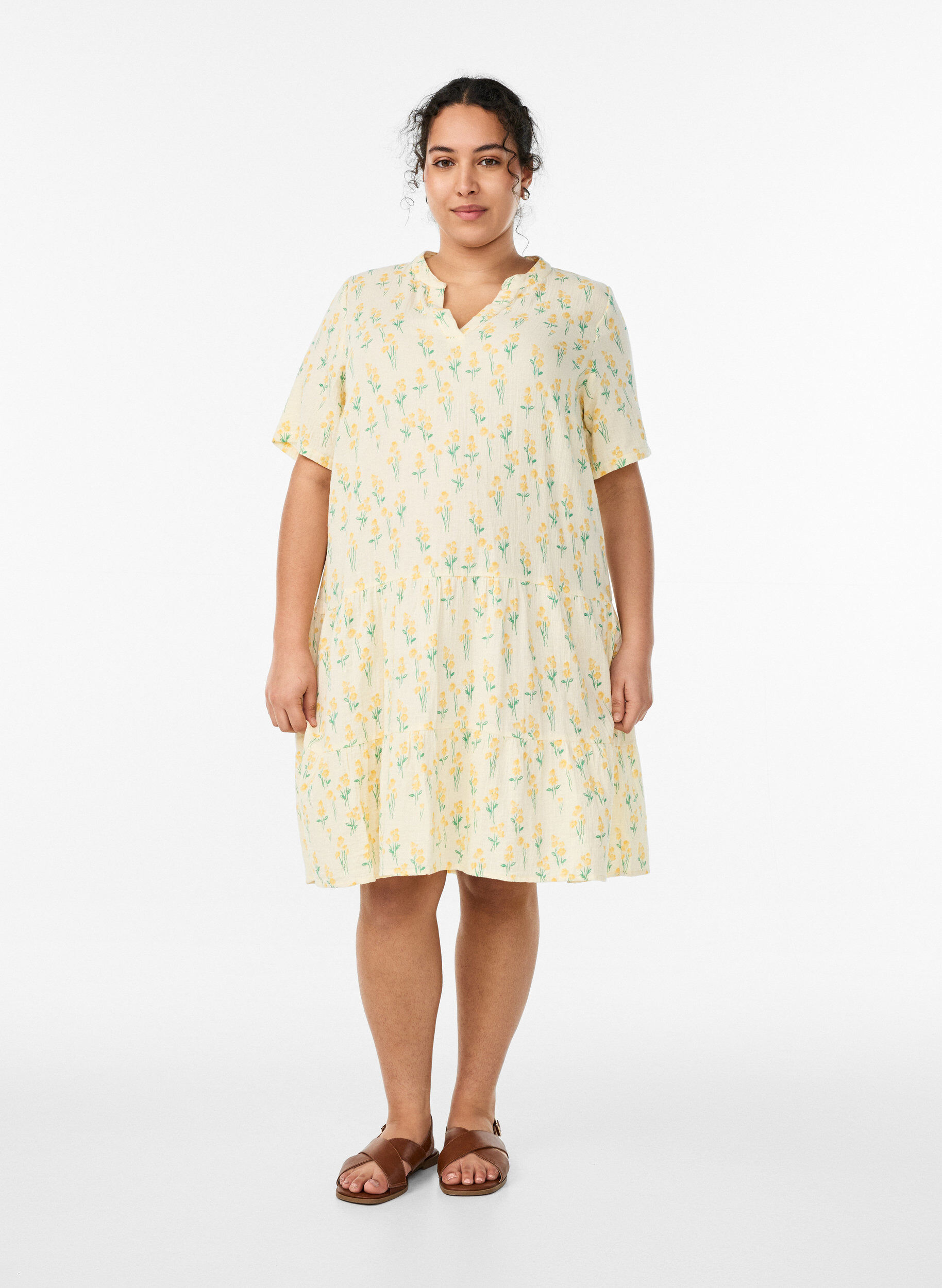 ZizziKort a-linjeformad kl&auml;nning i bomullsmuslin, Gul, Model image number 1