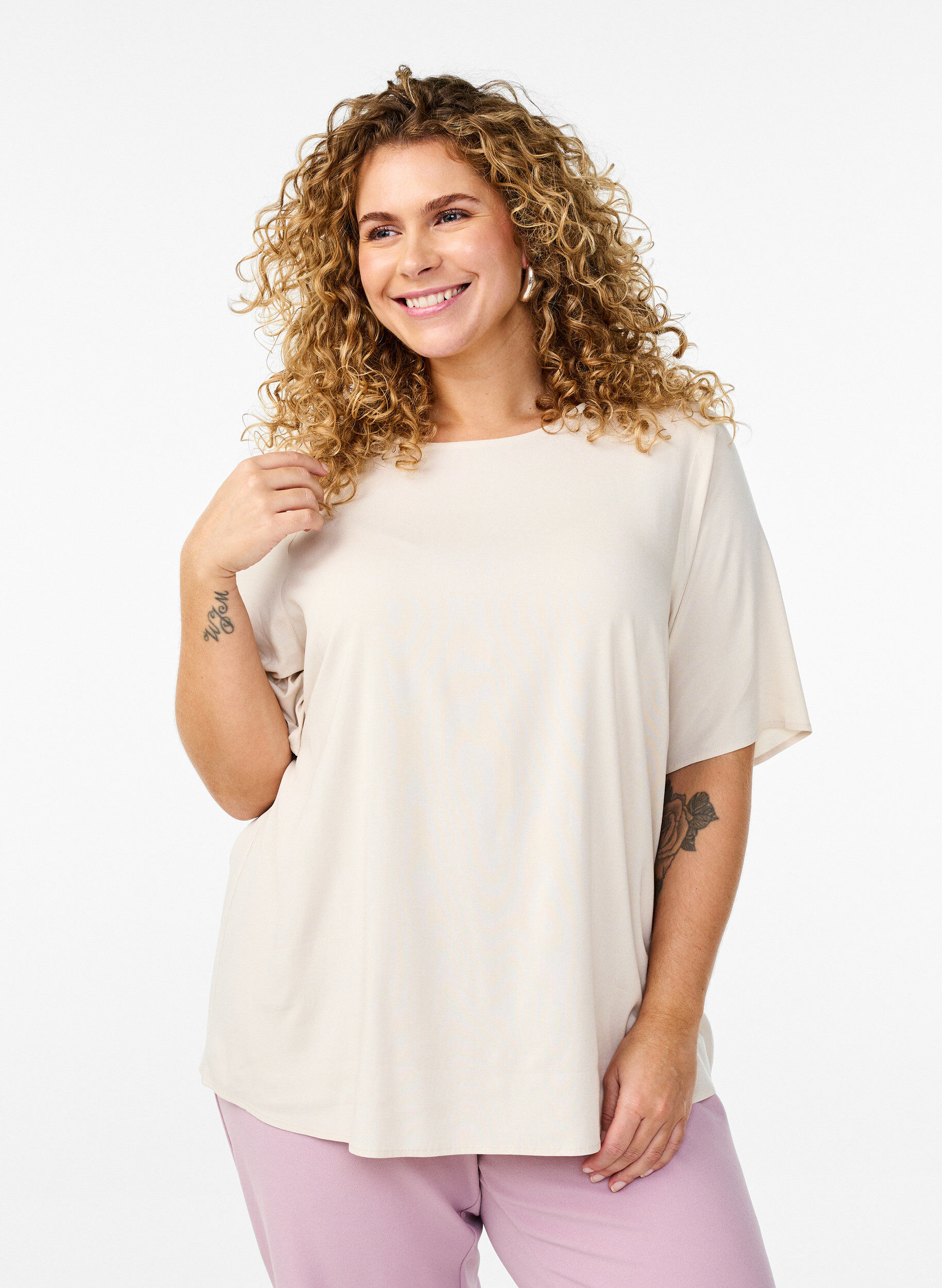 Kort&auml;rmad v&auml;vd blus med rund hals, Beige, Model