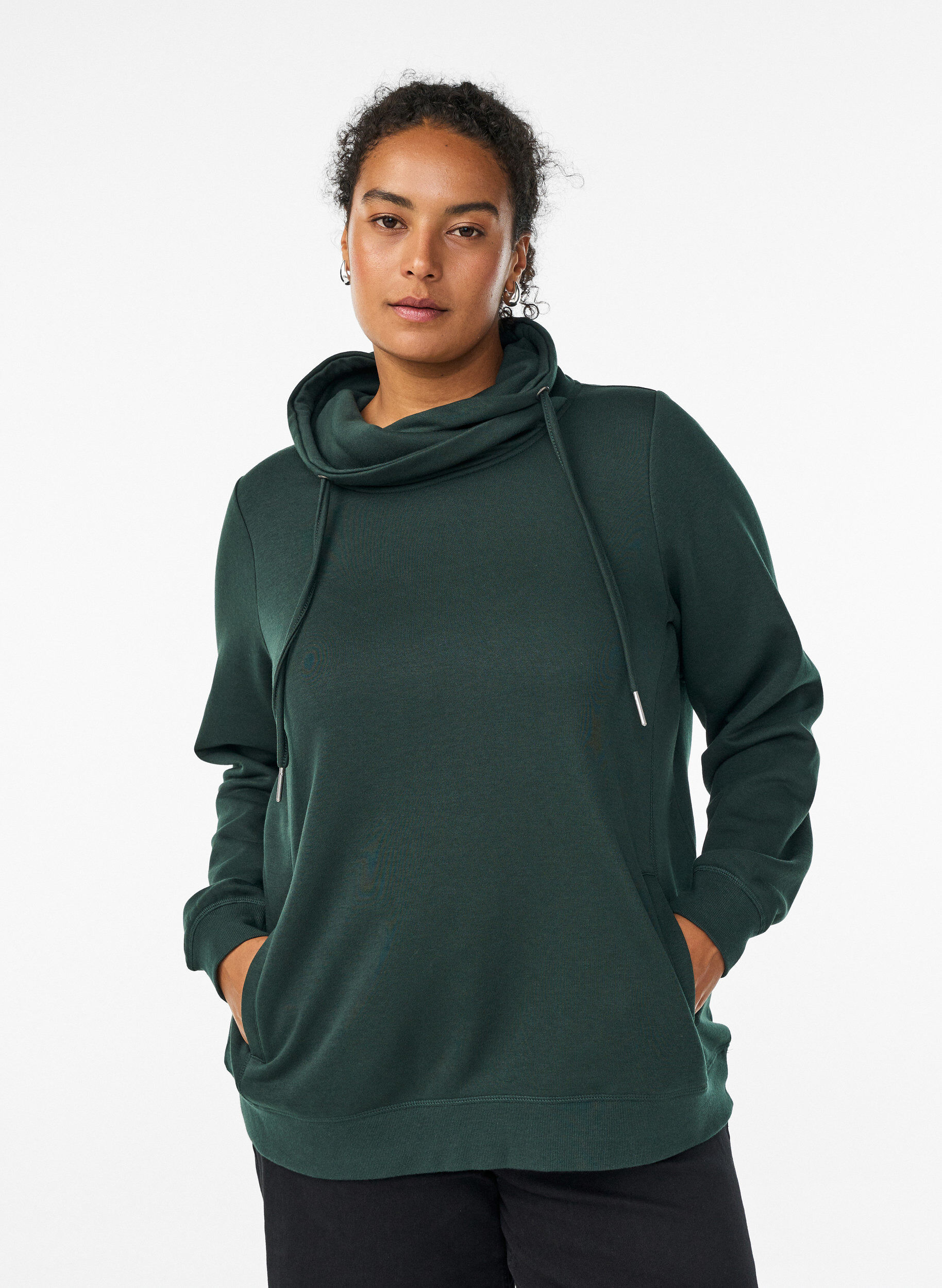 Sweatshirt med h&ouml;g krage och fickor, Gr&ouml;n, Model