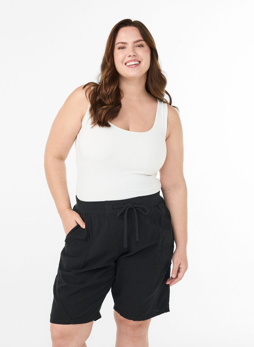 L&ouml;sa shorts i bomull med fickor, Svart, Model image number 0