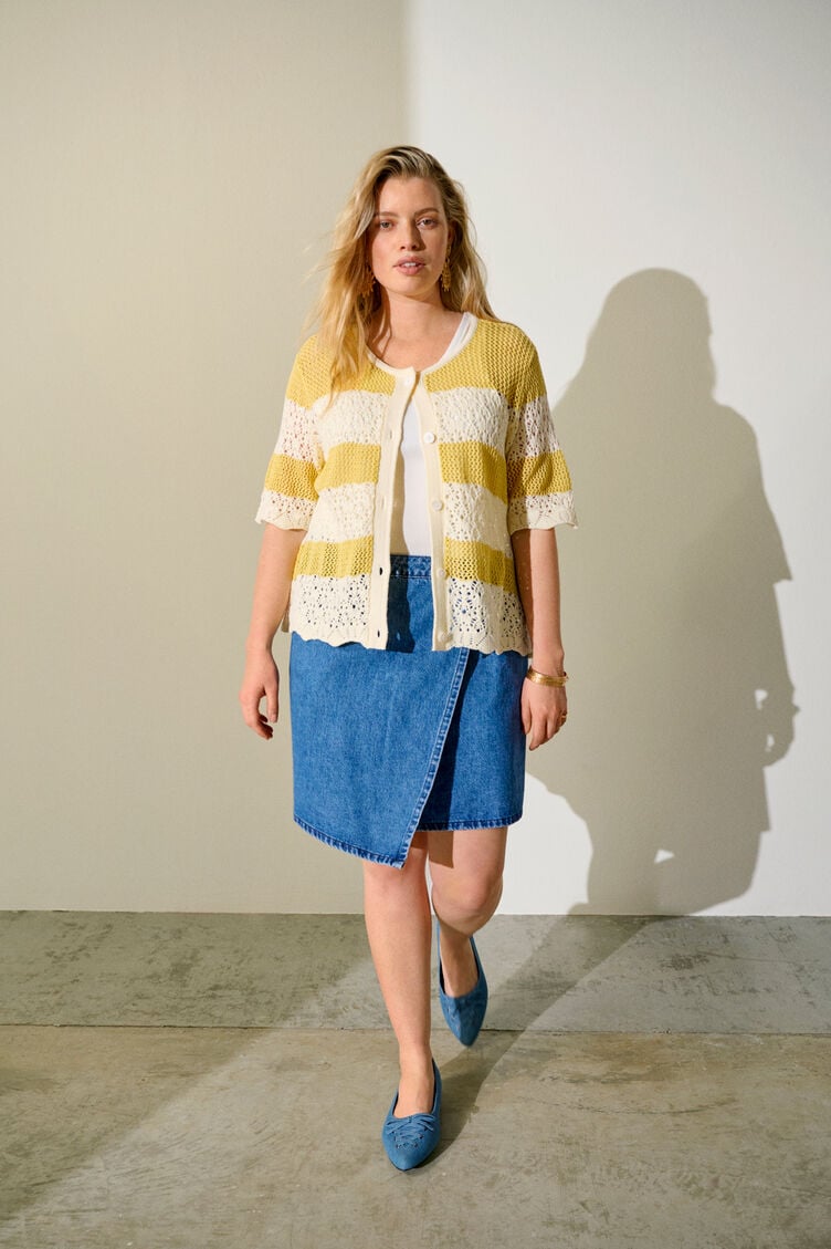 Jeanskjol med detalj, , Model