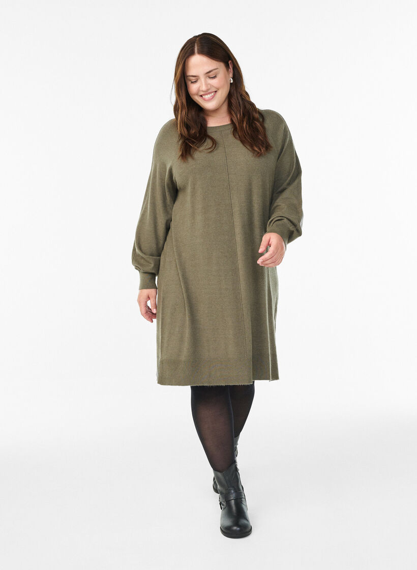 Stickad kort kl&auml;nning med raglan&auml;rm och mitts&ouml;m, Gr&ouml;n, Model image number 1