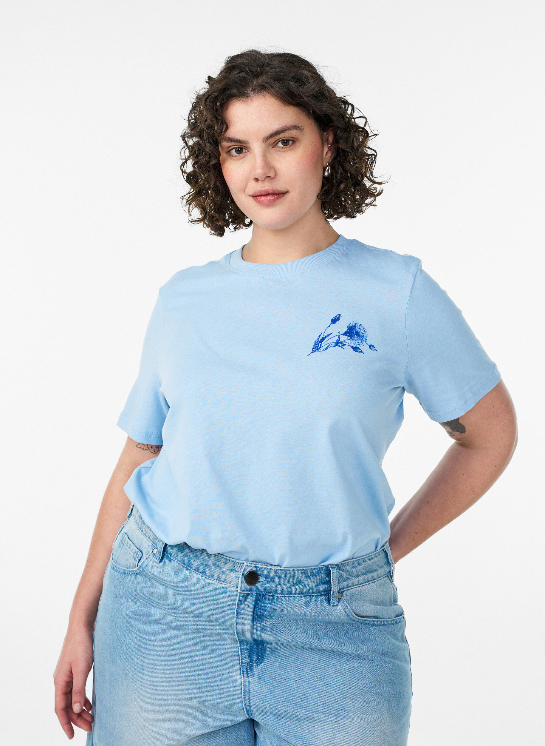 T-shirt i bomull med tryck, Bl&aring;, Model