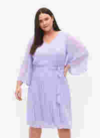 Plisserad klänning med 3/4-ärmar, Lavender, Model