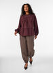 Blus med broderi och h&aring;lbroderad kantning, M&ouml;rk Bordeaux, Model image number 1