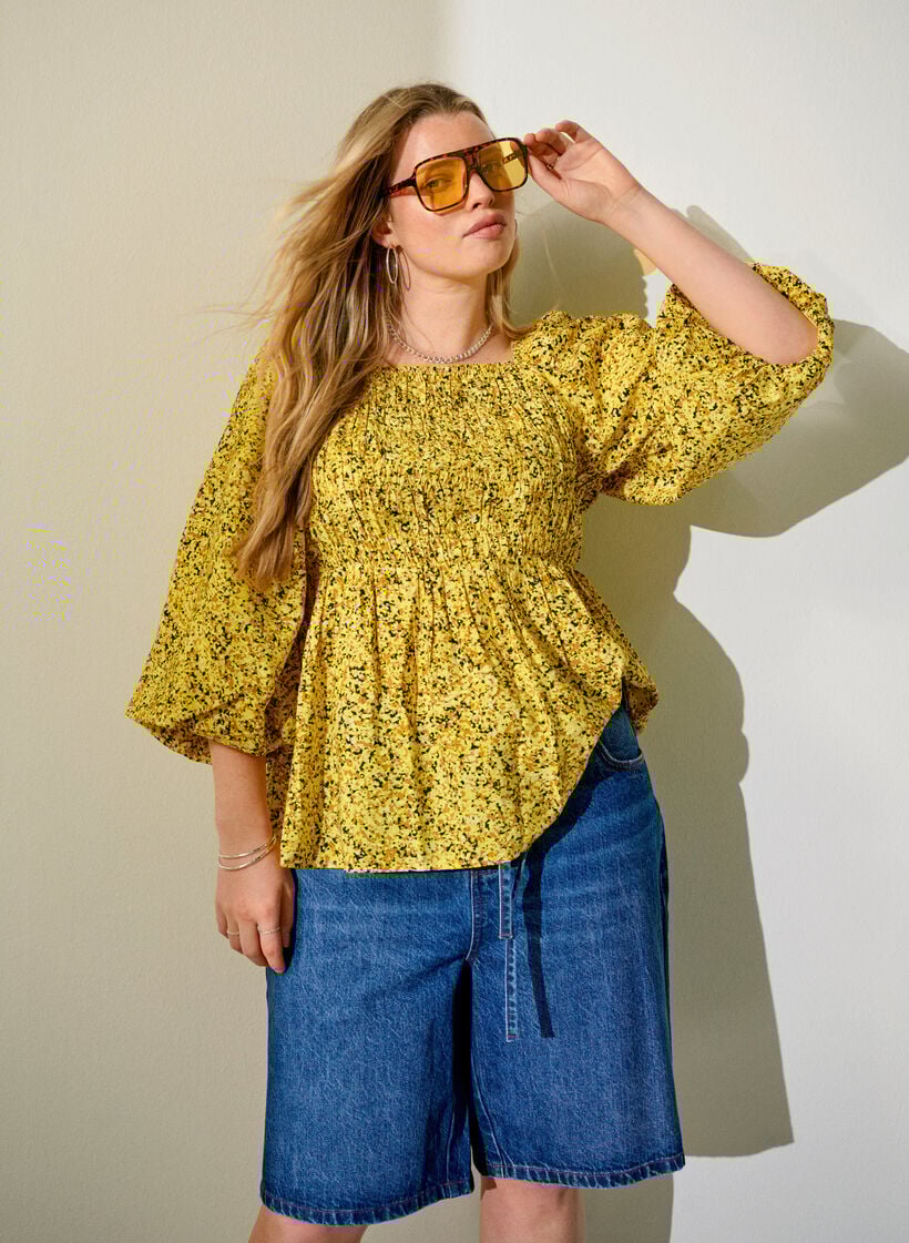 Figurn&auml;ra jeansshorts med knytsk&auml;rp, Bl&aring;, Image image number 0