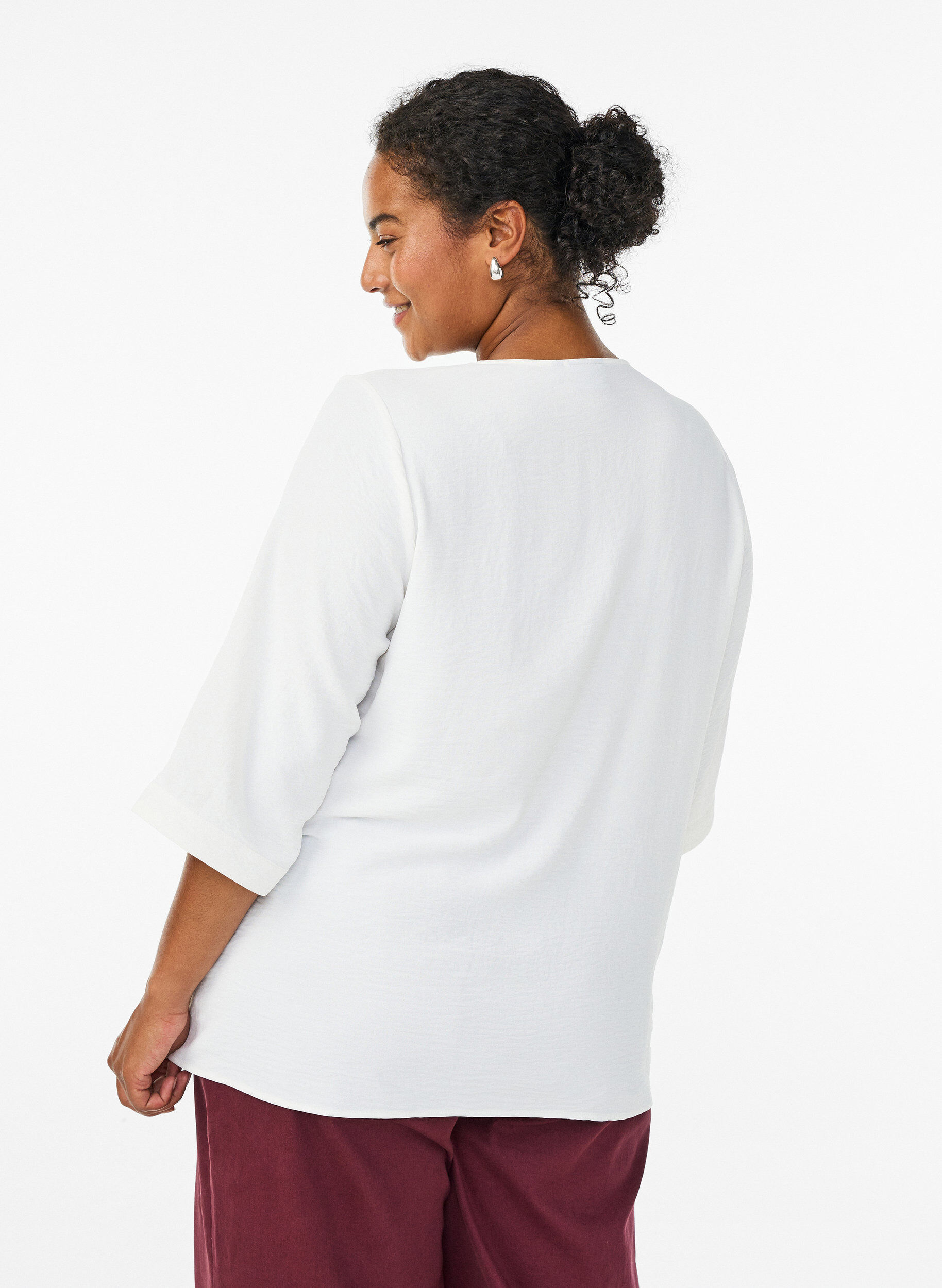 ZizziSkjortblus med v-ringning och 3/4-&auml;rm, Vanilla, Model image number 2
