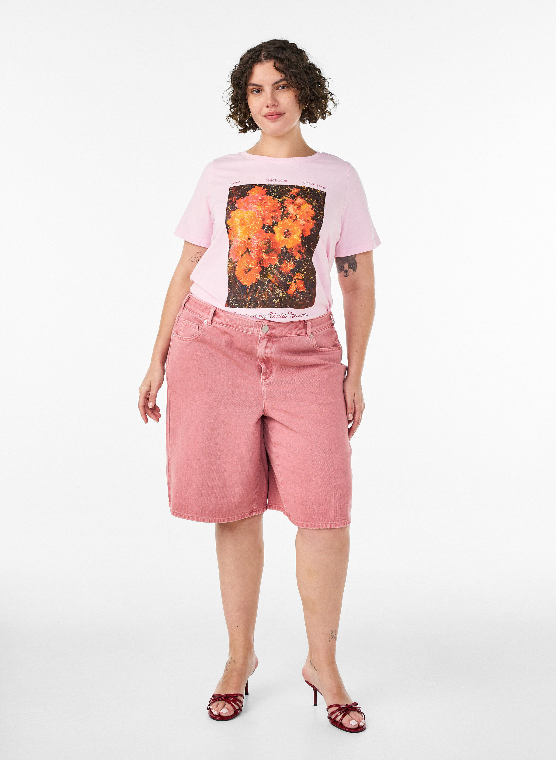 ZizziT-shirt i bomull med tryck framtill, Rosa, Model image number 1