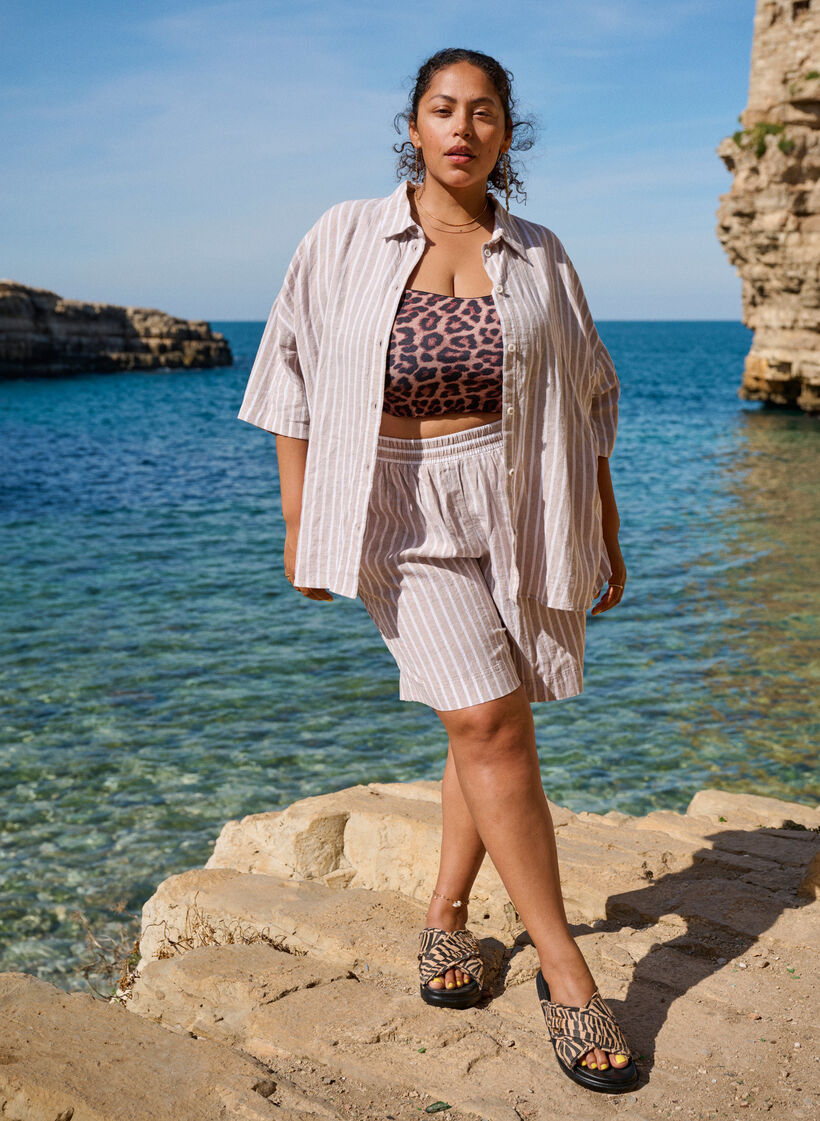 Randiga shorts i linne och viskos, Beige, Image image number 0