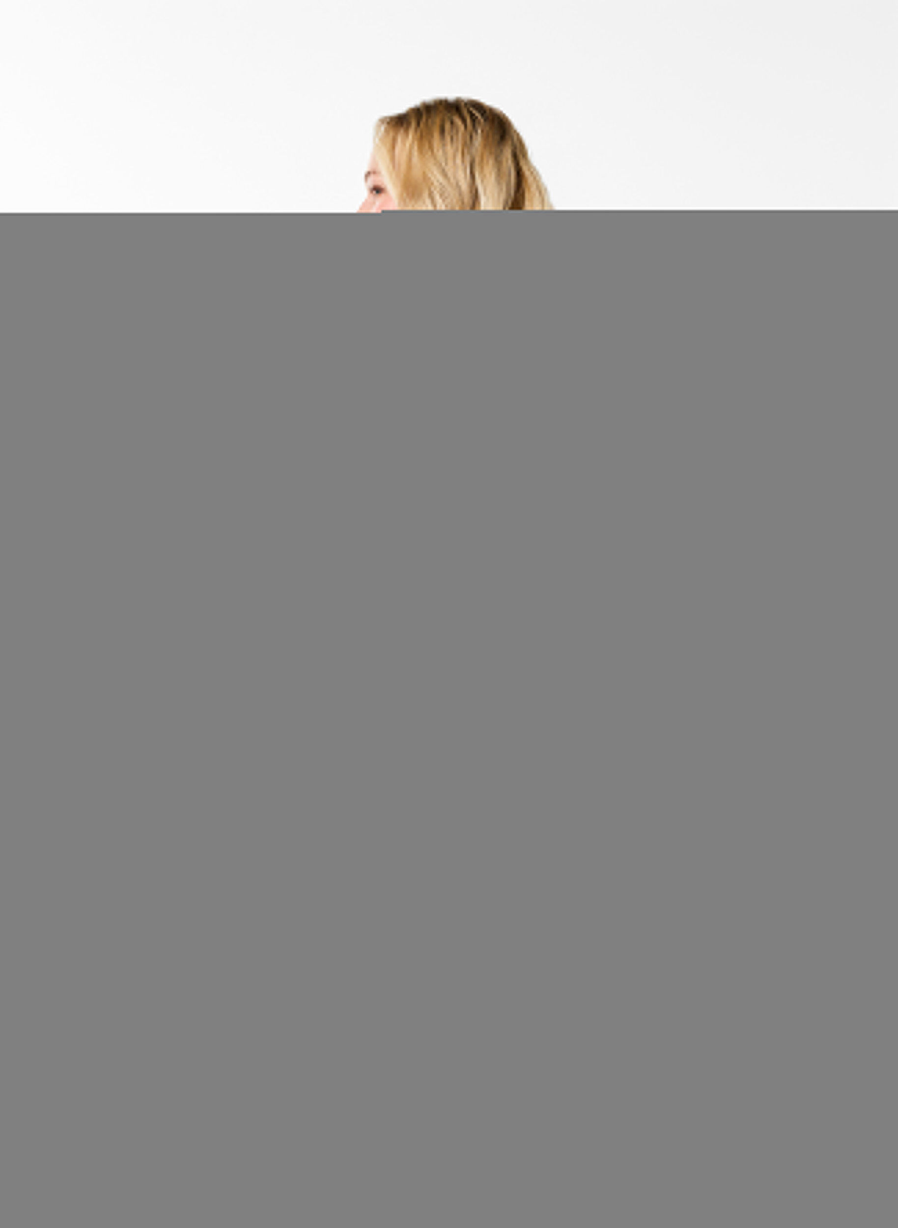 Zizzi Morgonrock med dragkedja och huva, Gr&aring;, Model image number 2